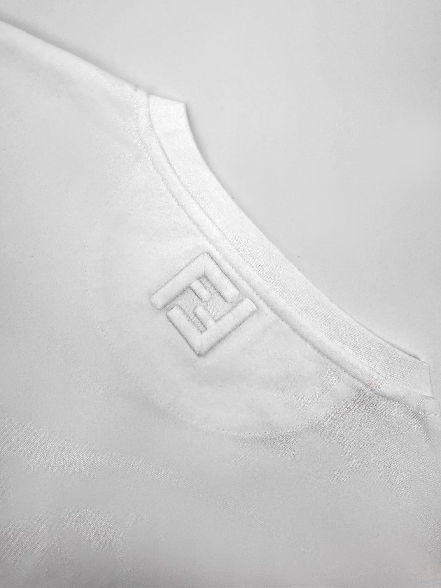 LuxluxHouse Best Quality Clothes Fendi T-shirt