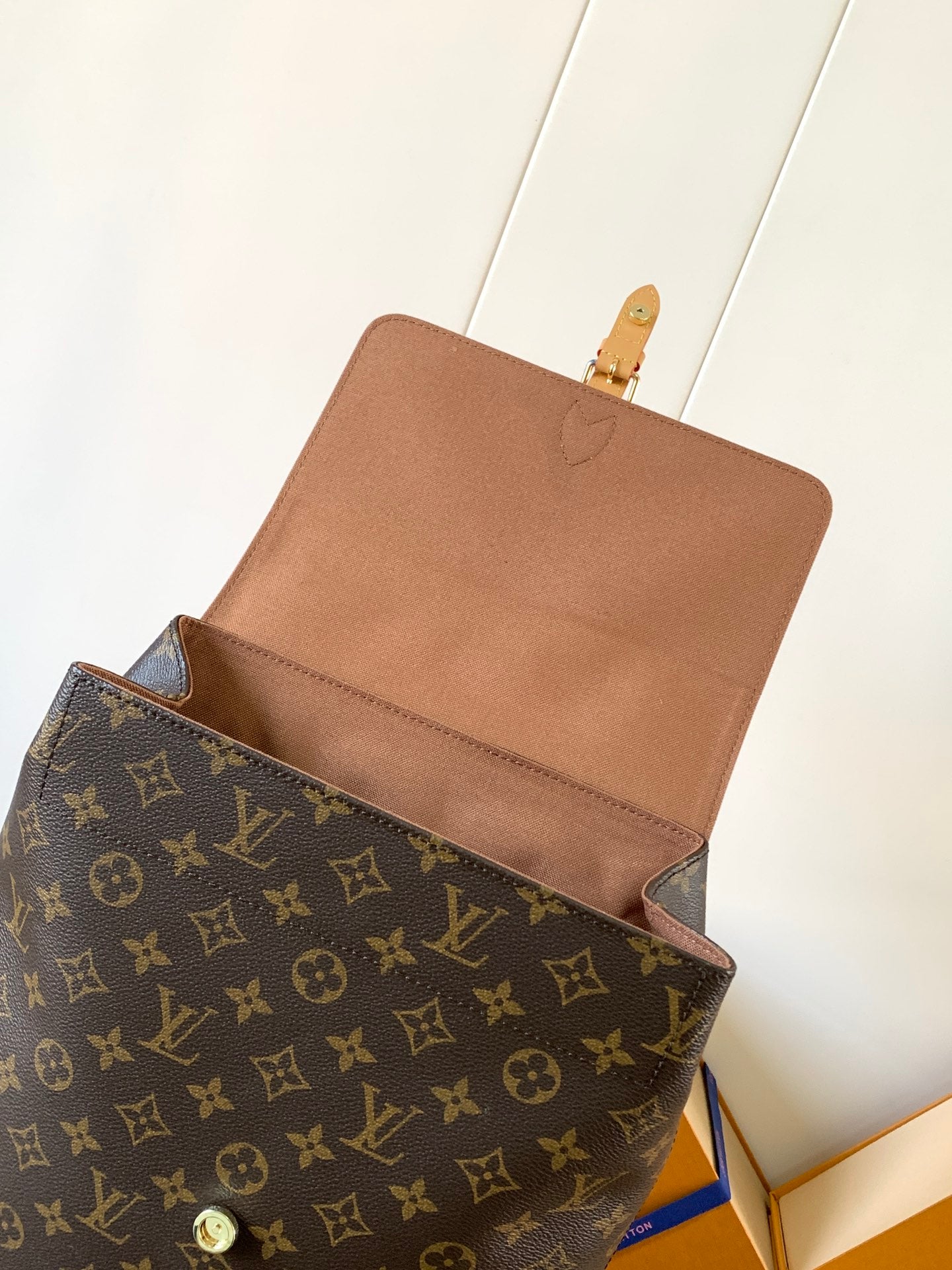 LuxluxHouse Best Quality Bags Louis Vuitton Men