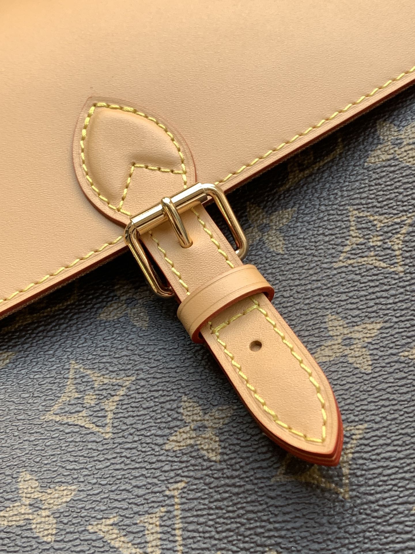 LuxluxHouse Best Quality Bags Louis Vuitton Men