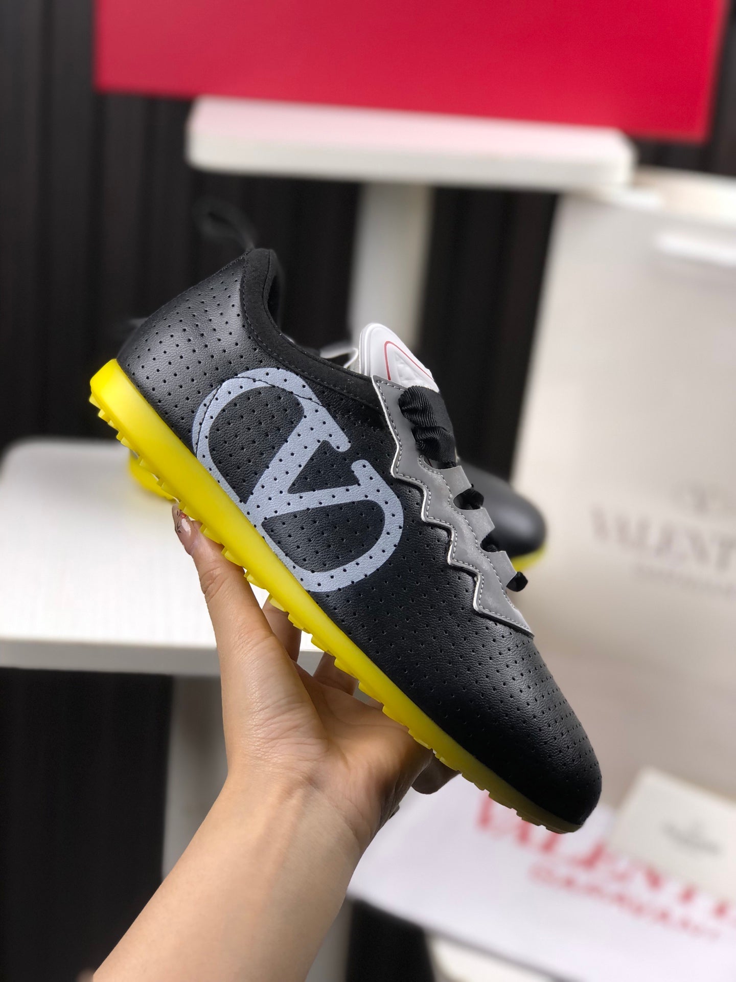 LuxluxHouse Best Quality Valentino Women Shoes