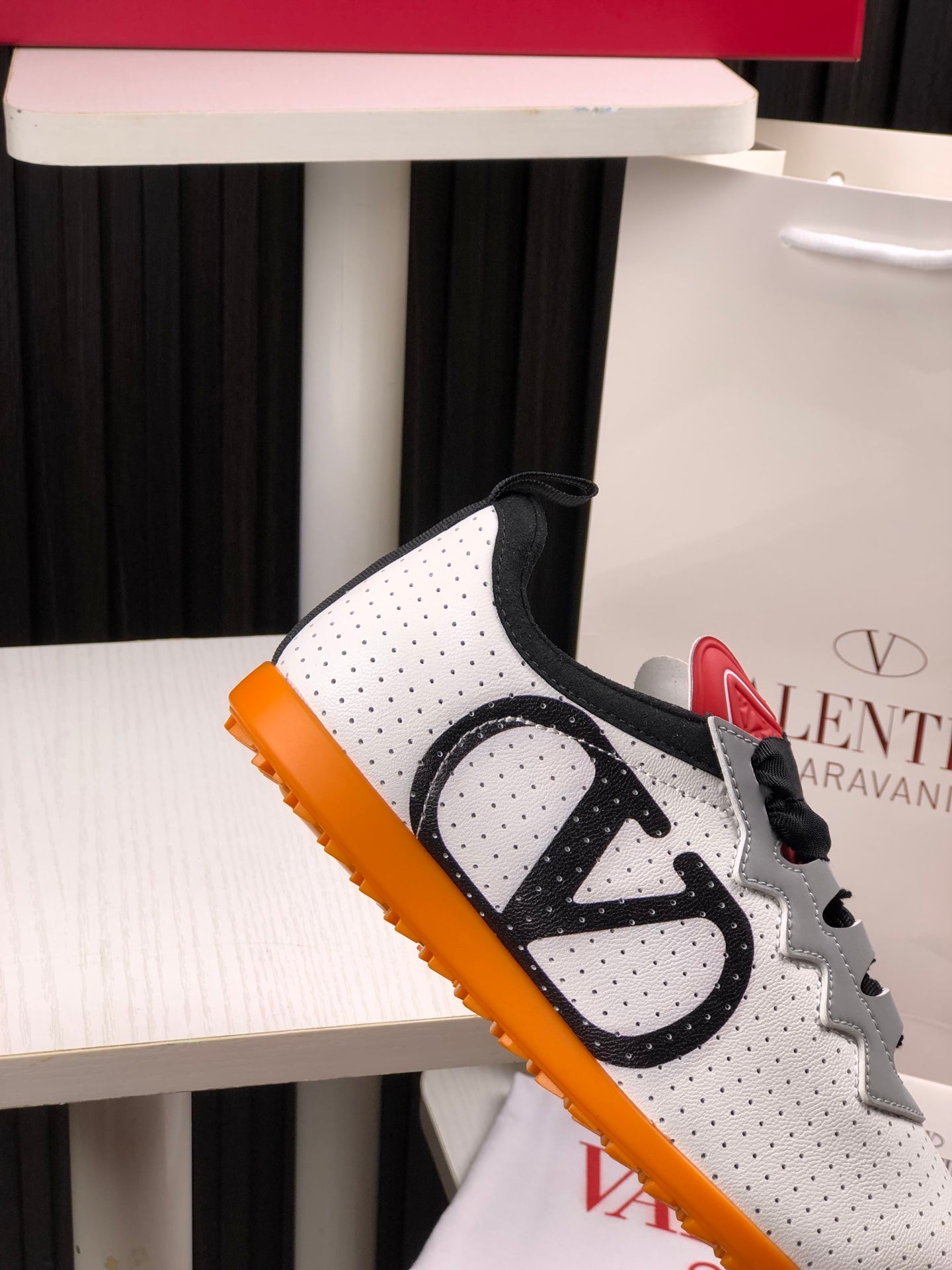 LuxluxHouse Best Quality Valentino Women Shoes
