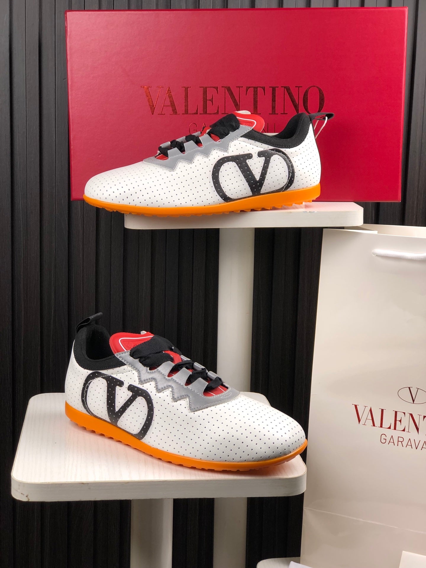 LuxluxHouse Best Quality Valentino Women Shoes