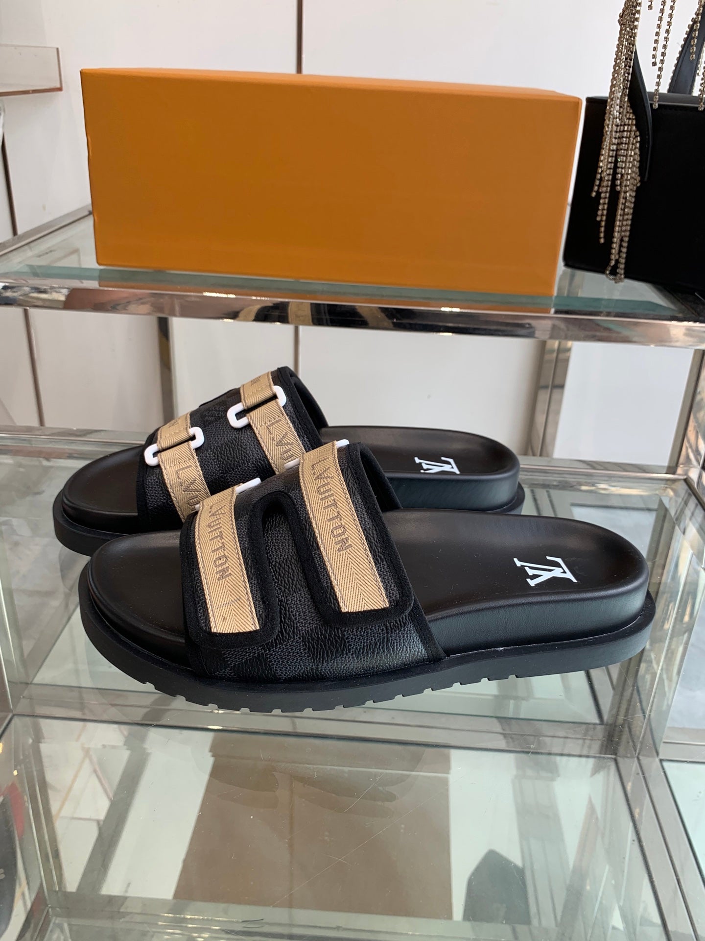 LuxluxHouse Best Quality Sandals Louis Vuitton