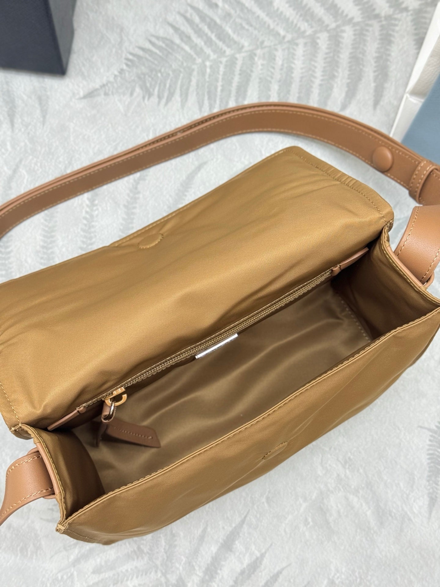LuxluxHouse Best Quality Bags Prada Women Men