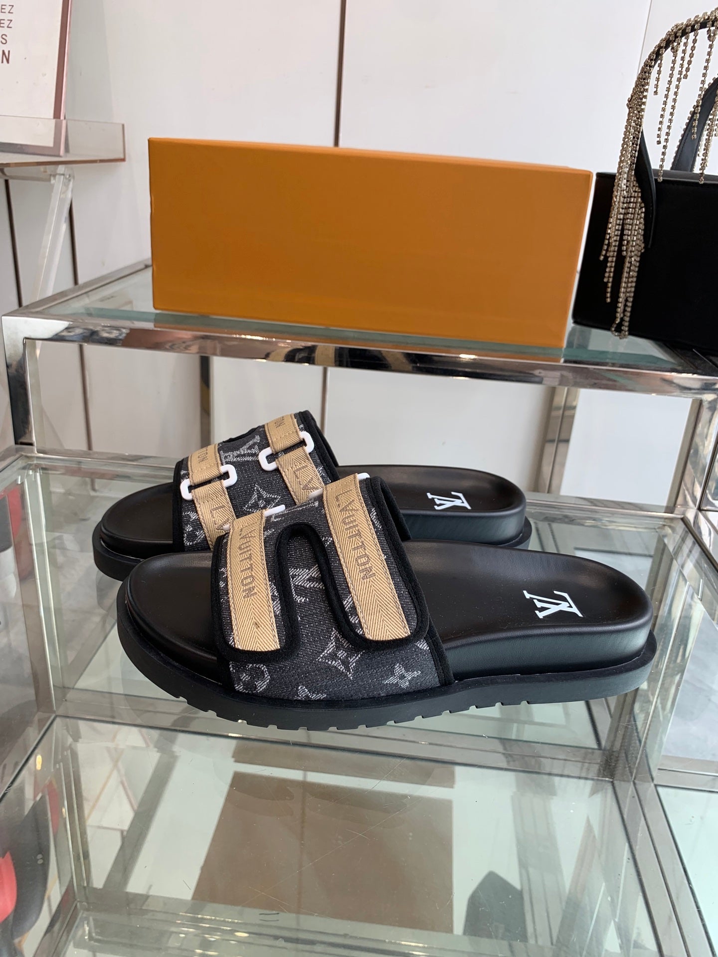 LuxluxHouse Best Quality Sandals Louis Vuitton