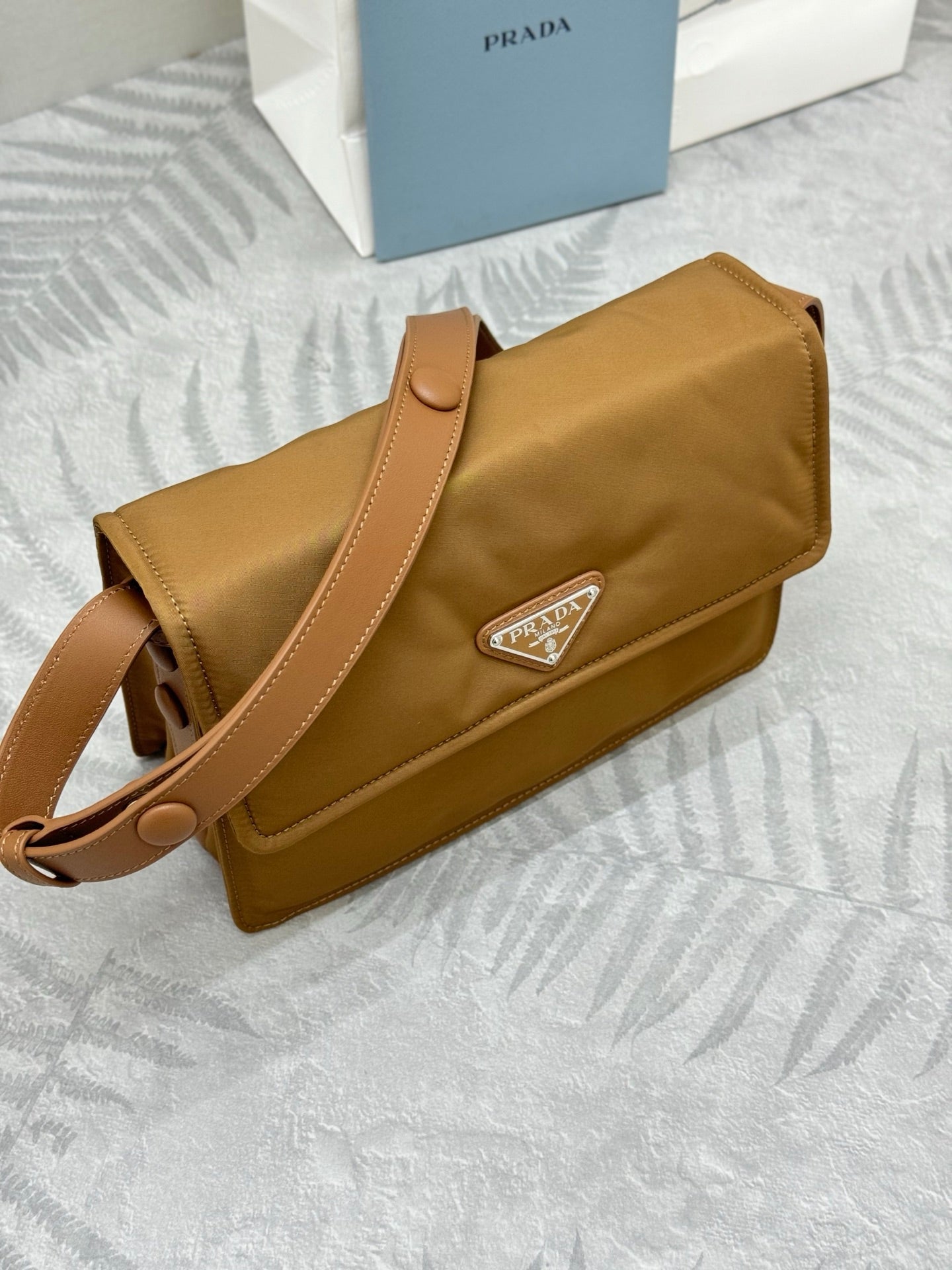 LuxluxHouse Best Quality Bags Prada Women Men