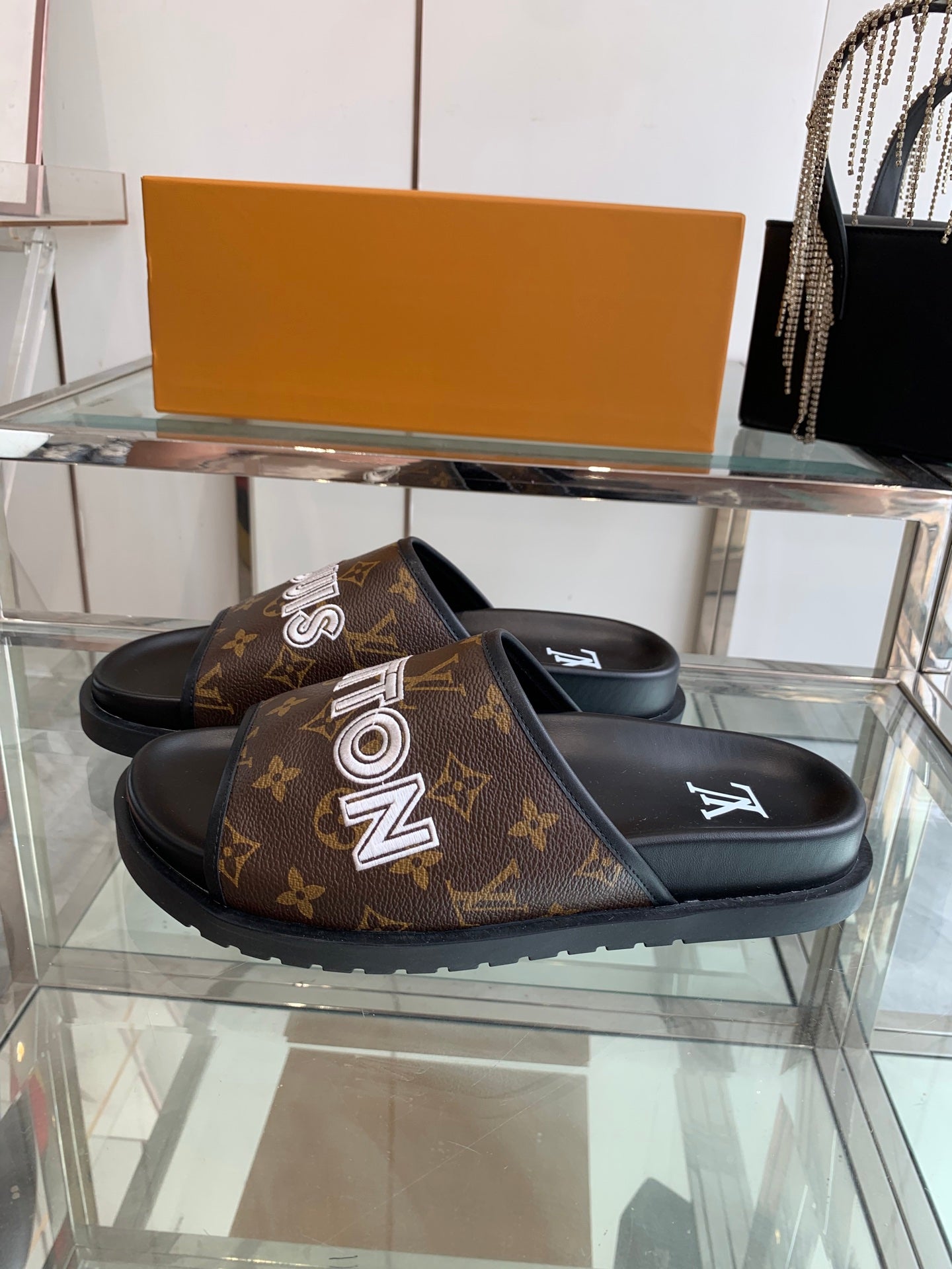 LuxluxHouse Best Quality Sandals Louis Vuitton