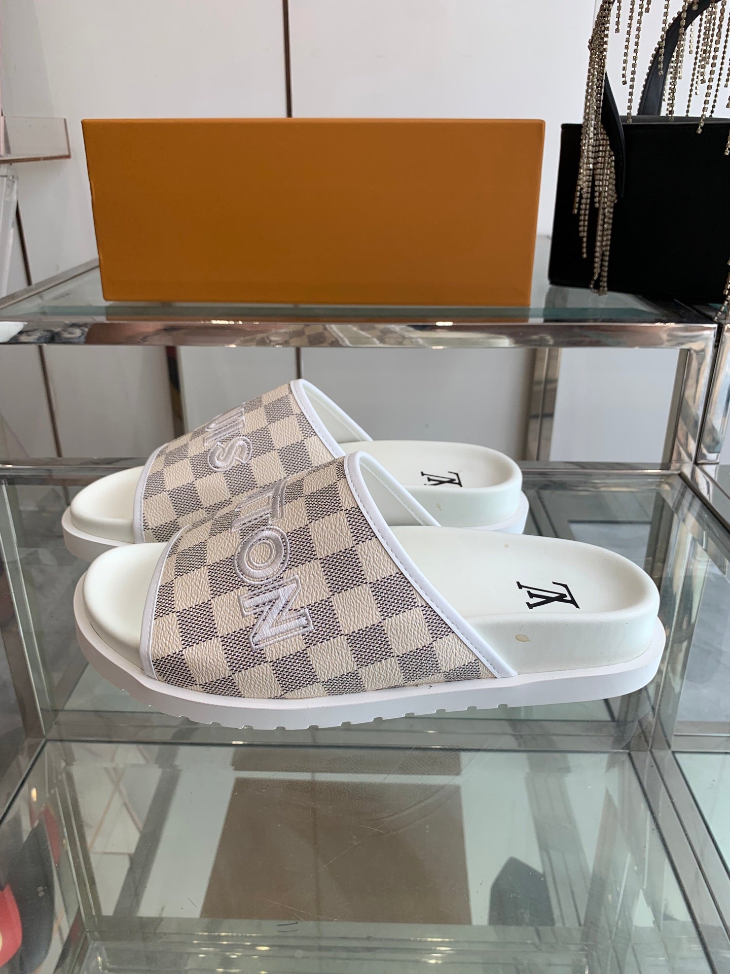 LuxluxHouse Best Quality Sandals Louis Vuitton