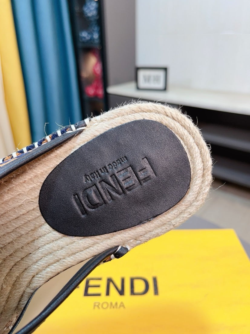 LuxluxHouse Best Quality Sandals Fendi