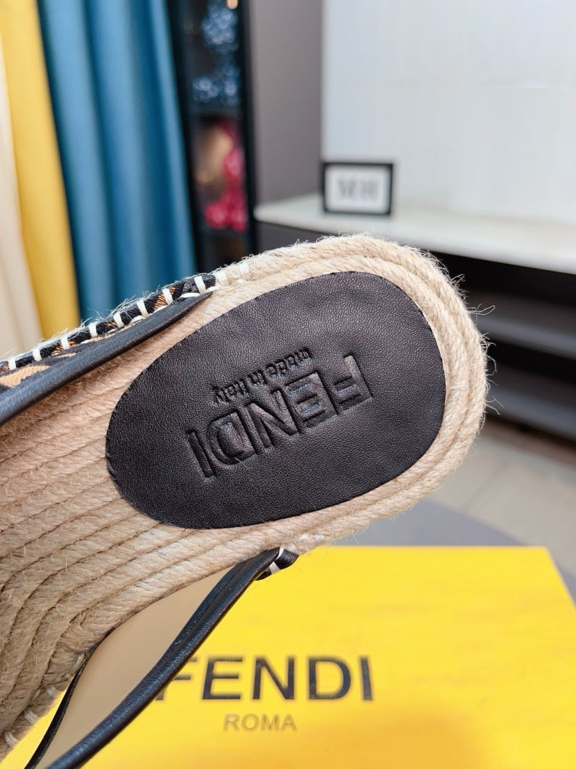 LuxluxHouse Best Quality Sandals Fendi