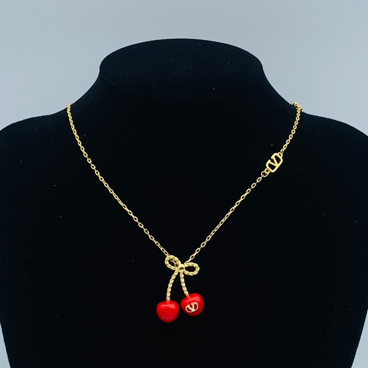 LuxluxHouse Low Price And High Quality Accessories Valentino