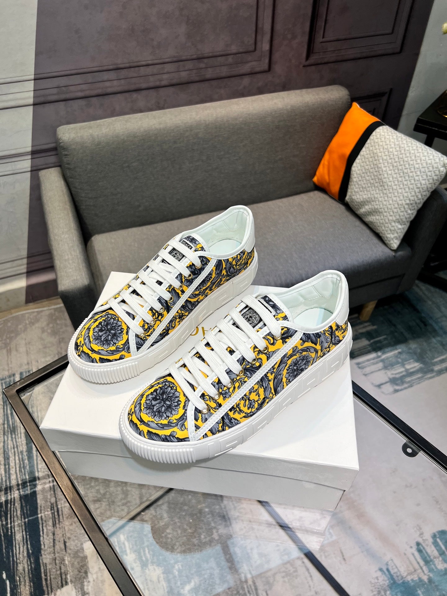 LuxluxHouse Best Quality Shoes Versace