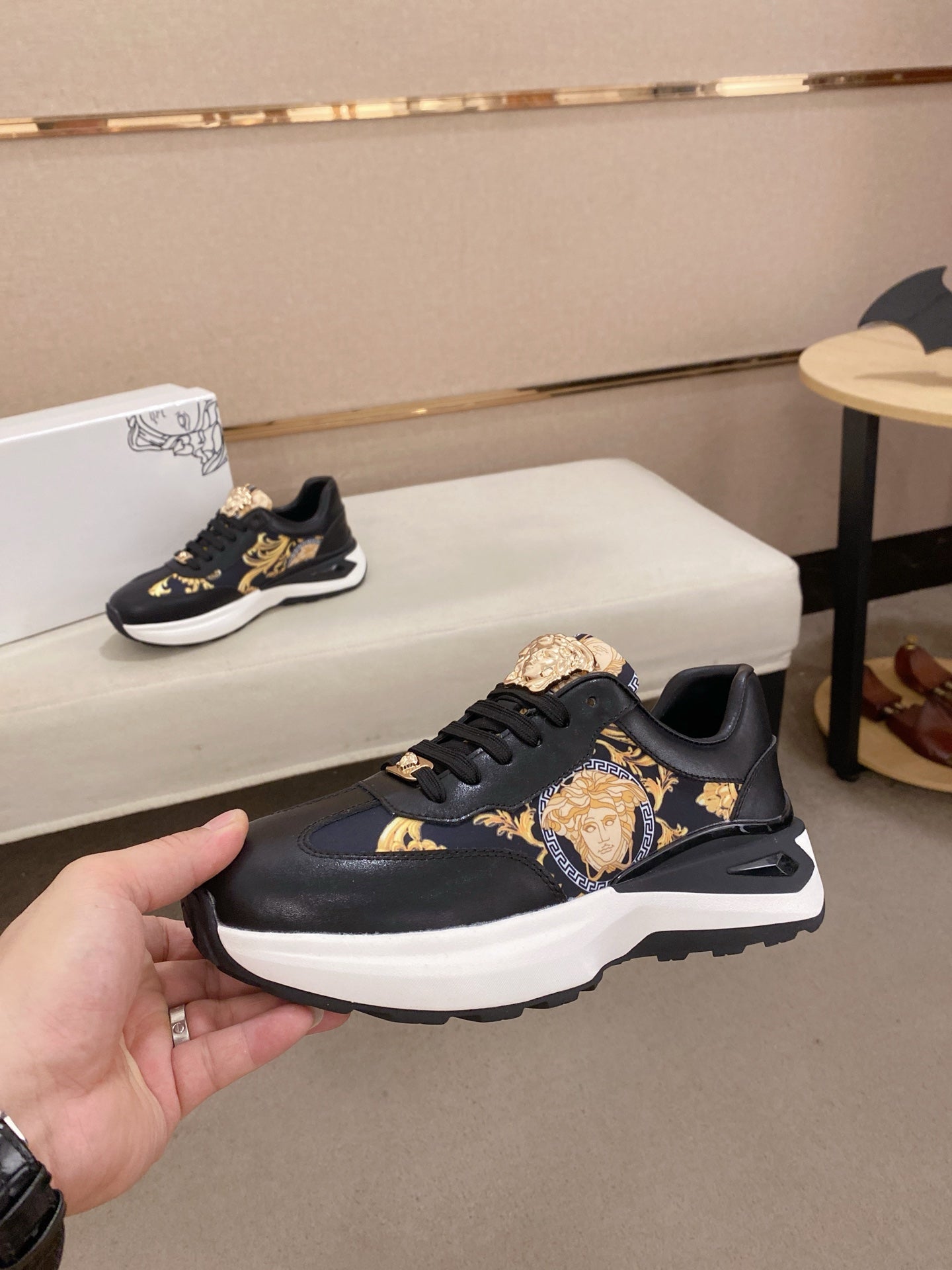 LuxluxHouse Best Quality Shoes Versace