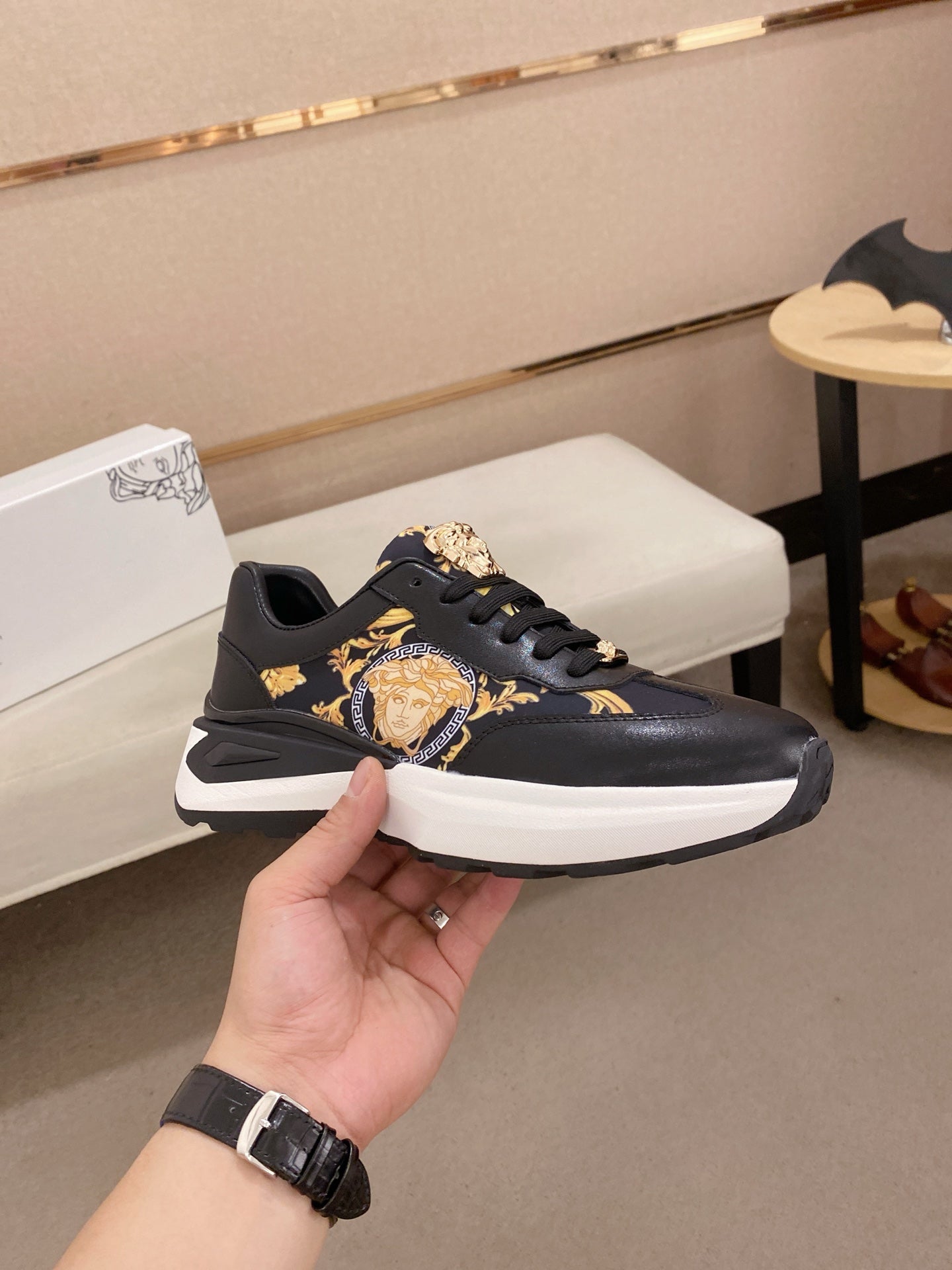 LuxluxHouse Best Quality Shoes Versace