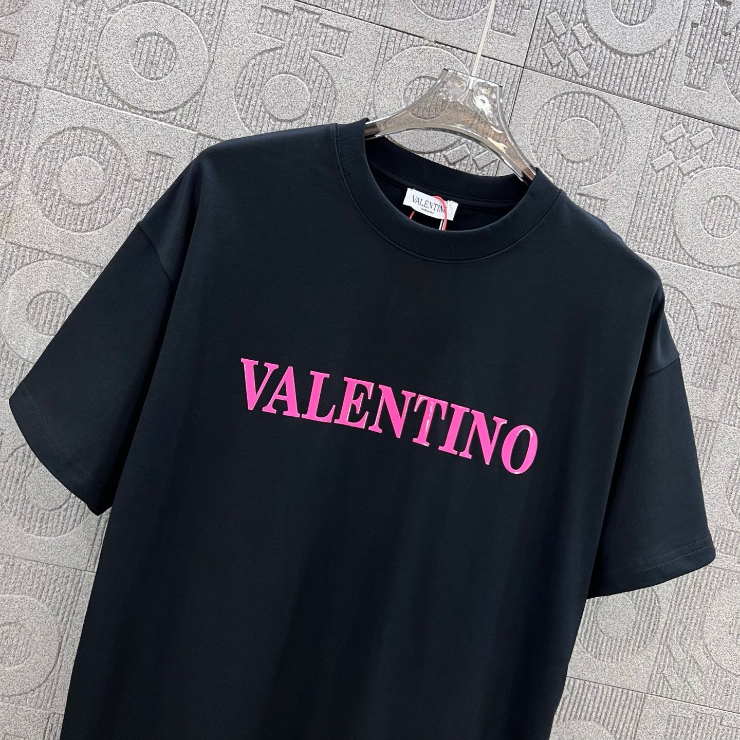LuxluxHouse Best Quality Clothes Valentino T-shirt