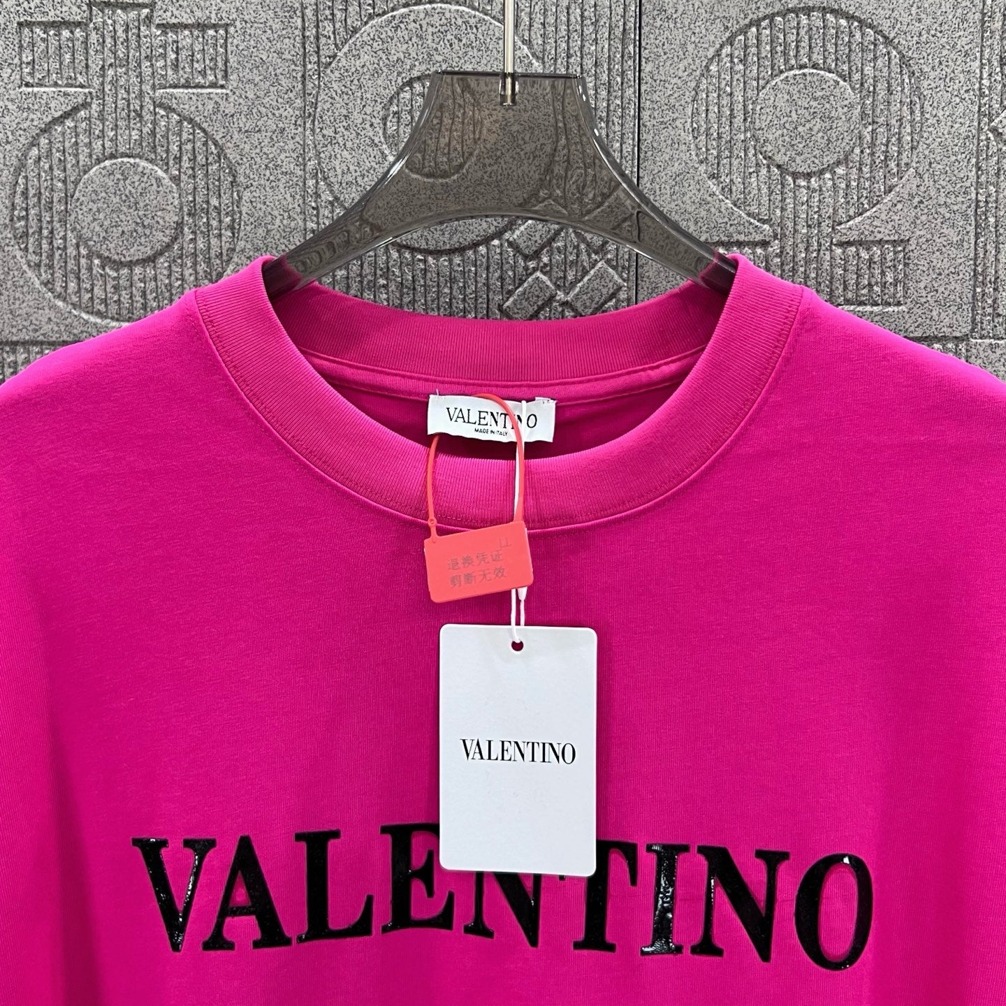 LuxluxHouse Best Quality Clothes Valentino T-shirt