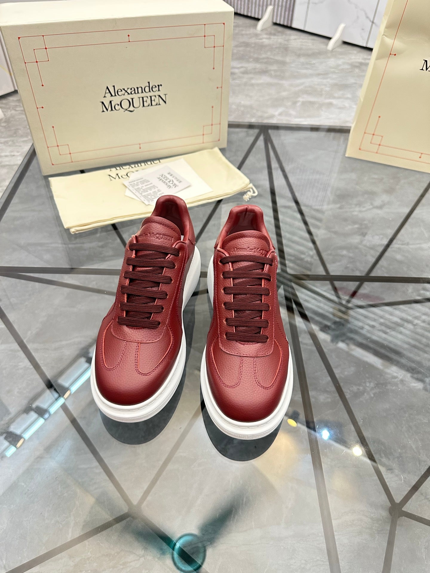 LuxluxHouse Best Quality Shoes Alexander McQueen