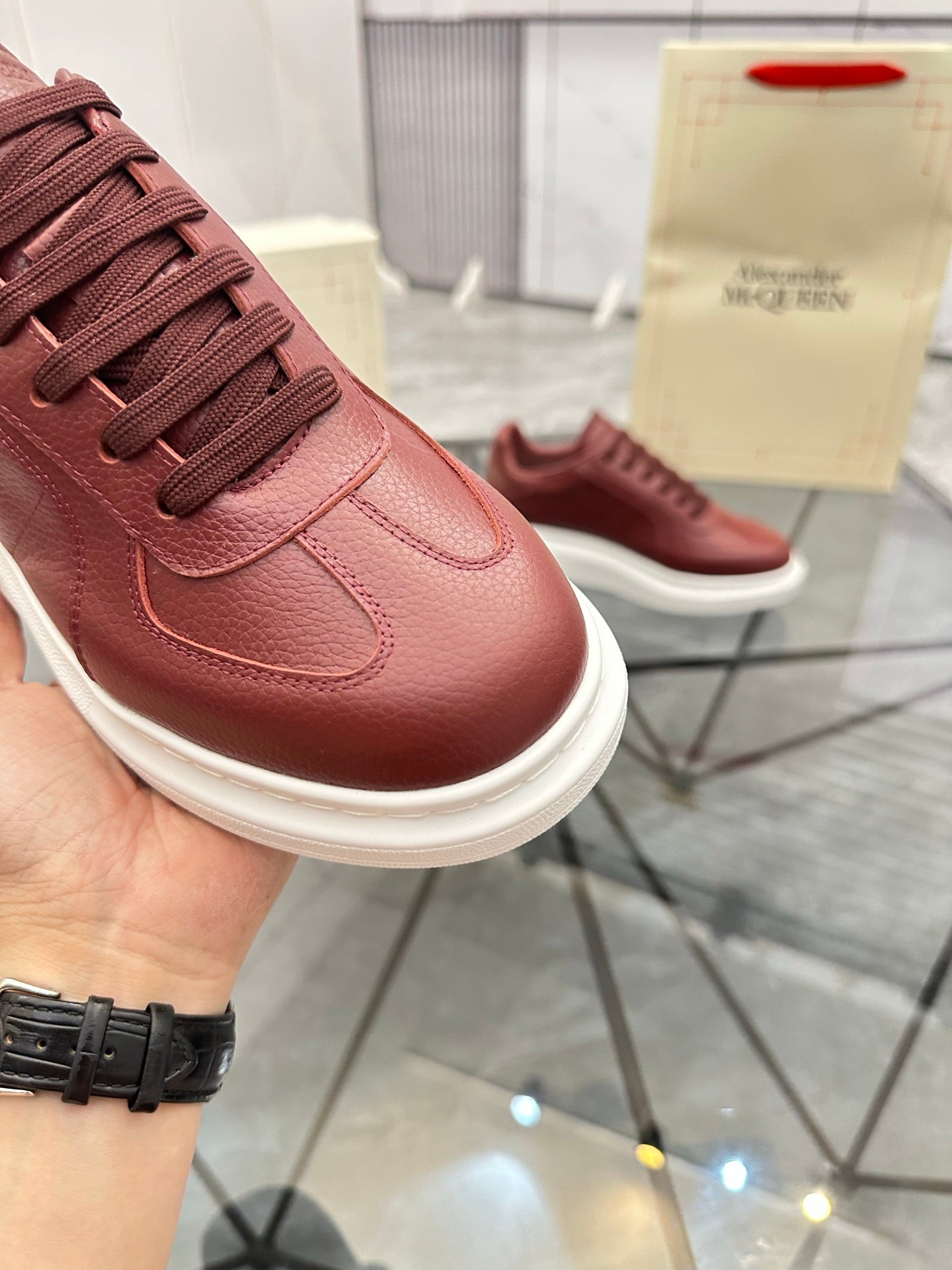 LuxluxHouse Best Quality Shoes Alexander McQueen