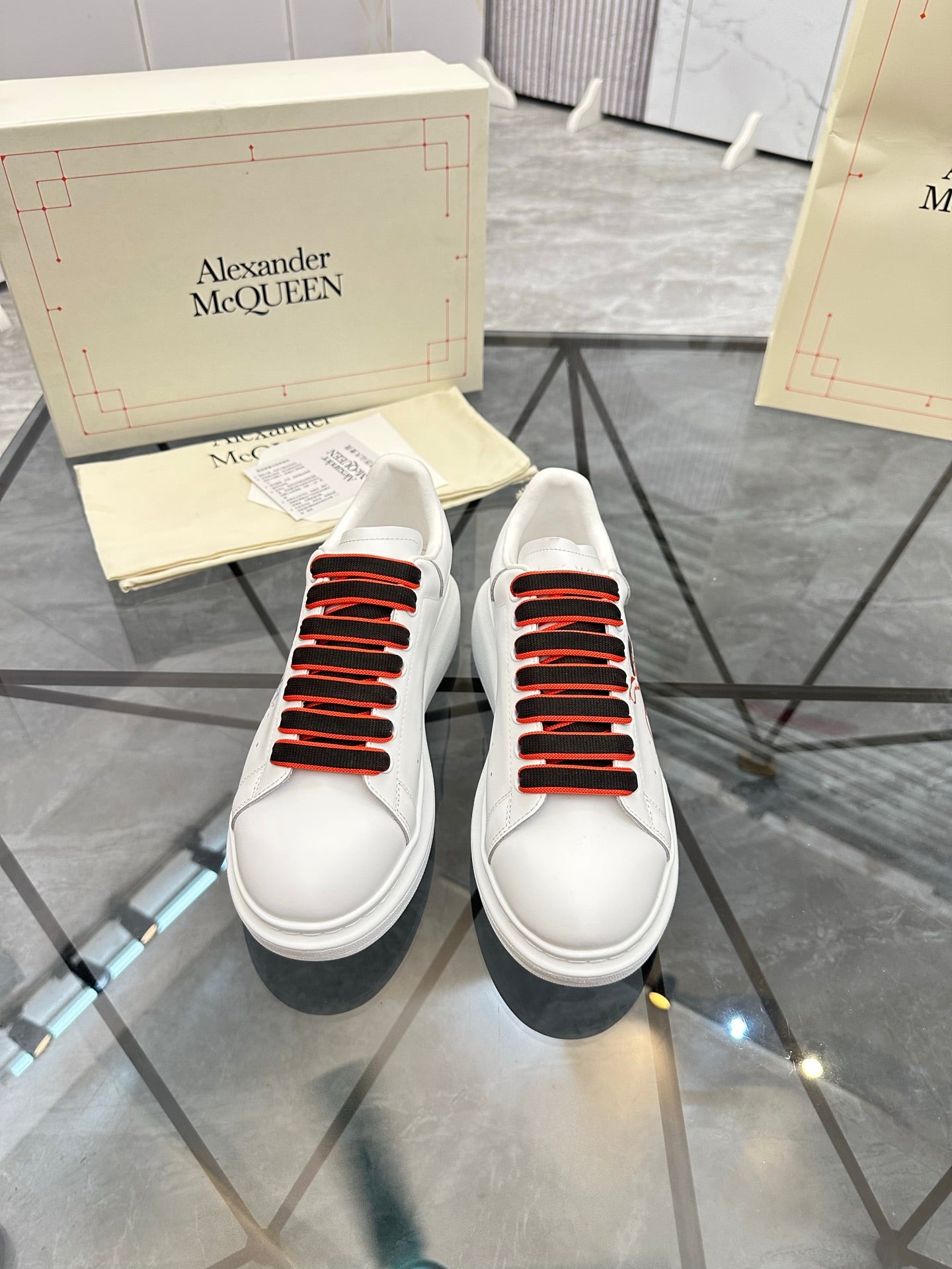 LuxluxHouse Best Quality Shoes Alexander McQueen