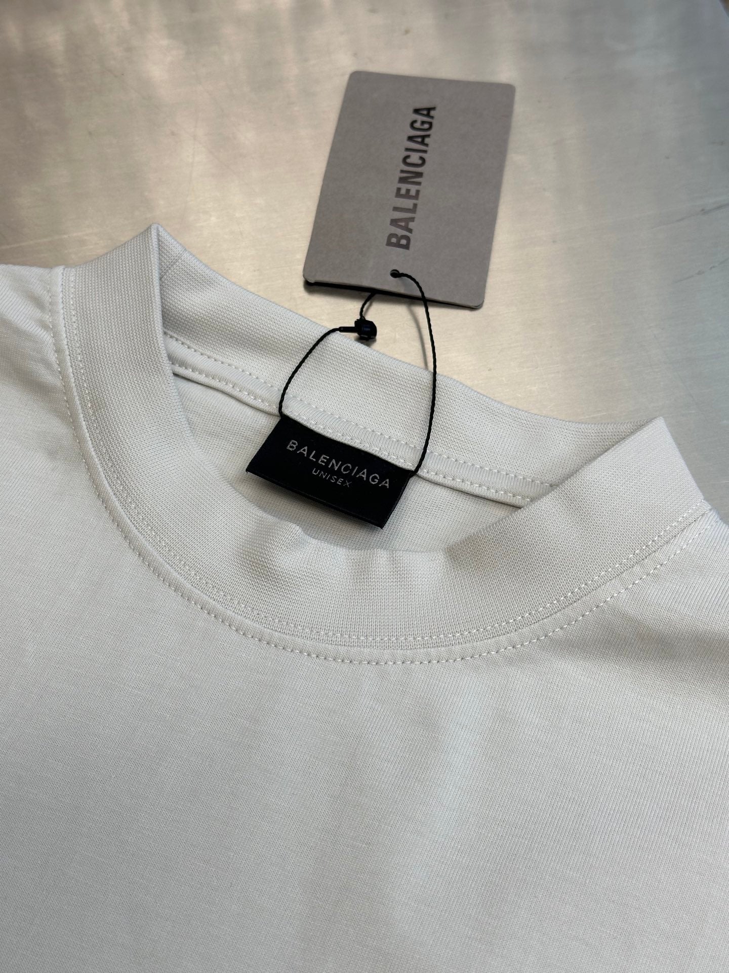 LuxluxHouse Best Quality Clothes Balenciaga T-shirt