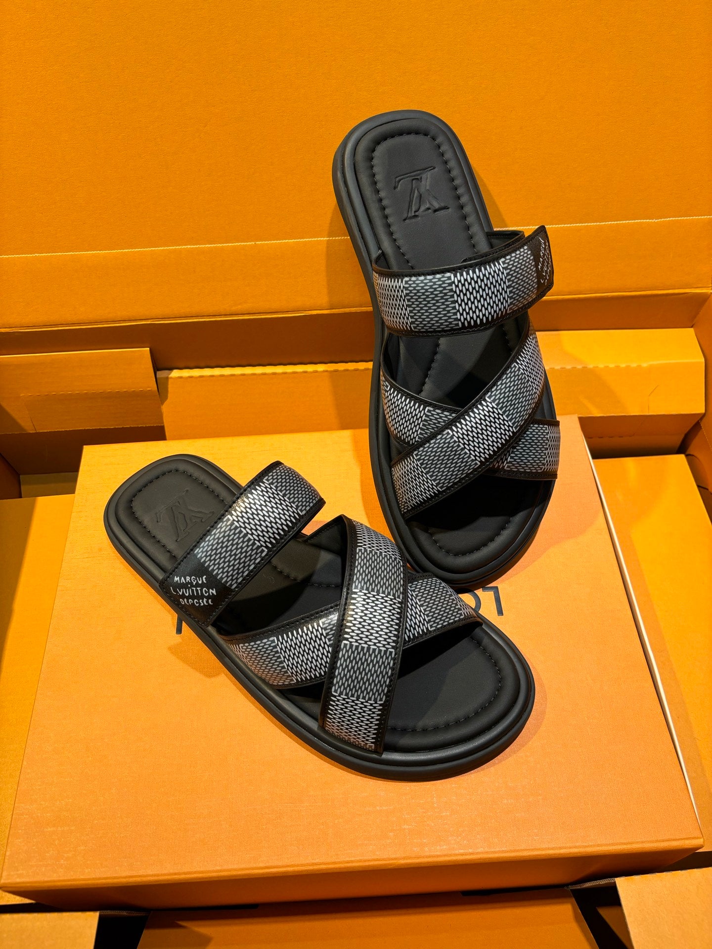 LuxluxHouse Best Quality Sandals Louis Vuitton
