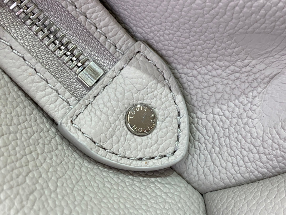 LuxluxHouse Best Quality Bags Louis Vuitton Men