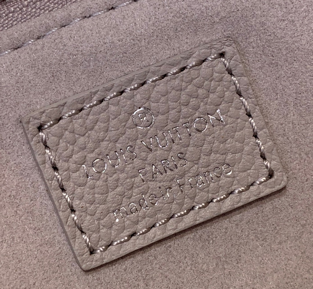 LuxluxHouse Best Quality Bags Louis Vuitton Men