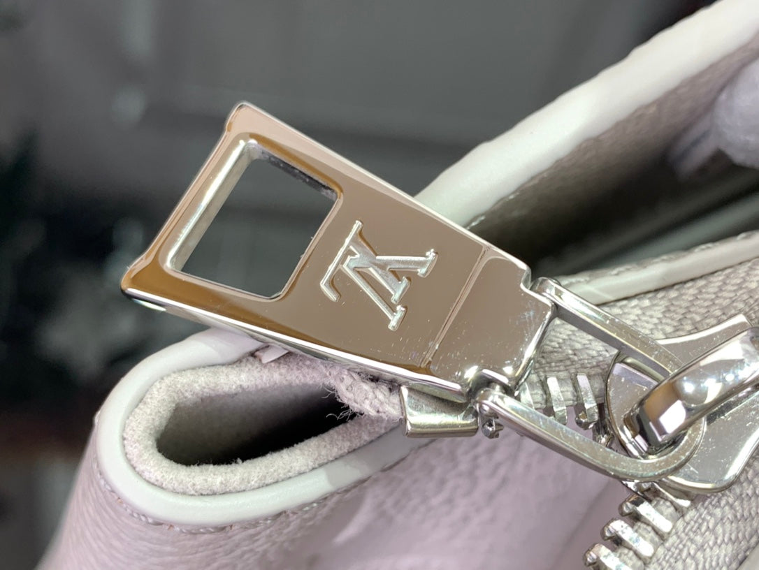 LuxluxHouse Best Quality Bags Louis Vuitton Men