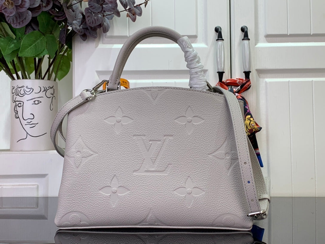 LuxluxHouse Best Quality Bags Louis Vuitton Men