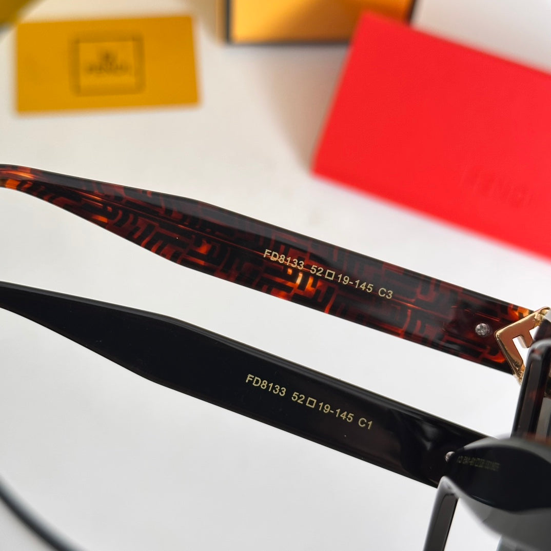 LuxluxHouse Best Quality Glasses Fendi