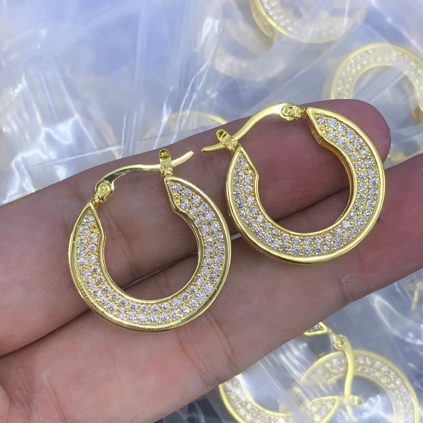 LuxluxHouse Low Price And High Quality Accessories Celine