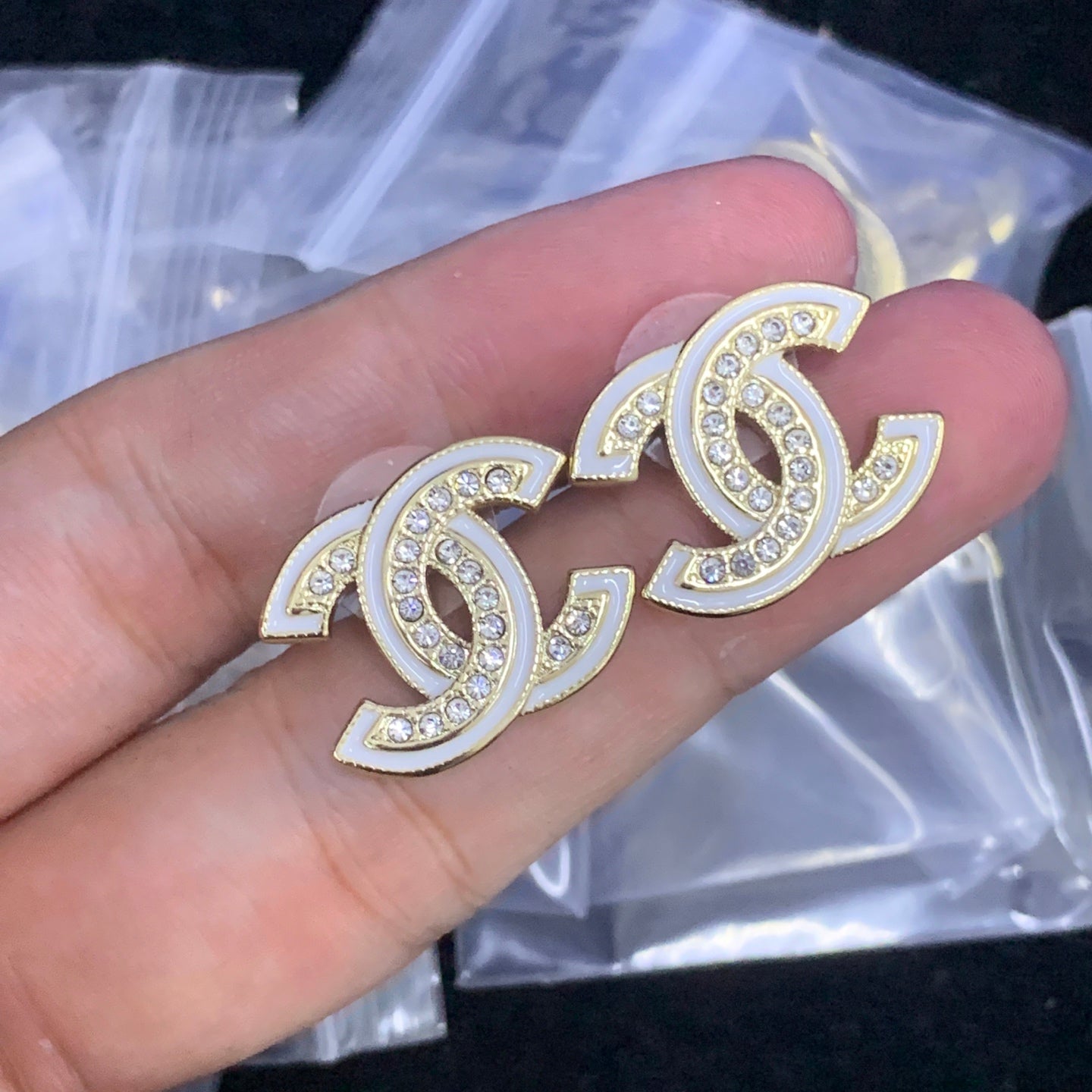 luxluxhouse Low price and high quality accessories Chanel