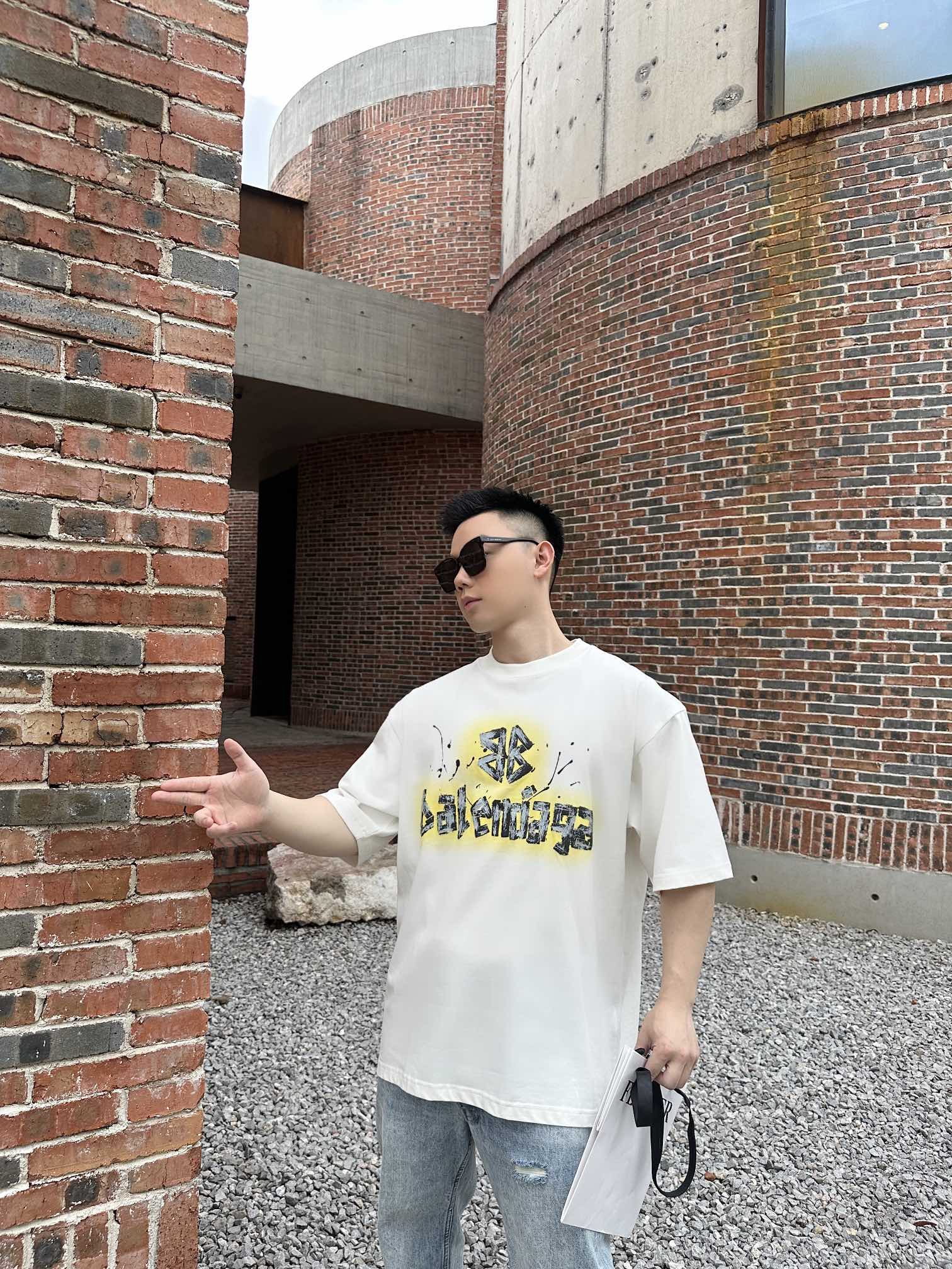 LuxluxHouse Best Quality Clothes Balenciaga T-shirt