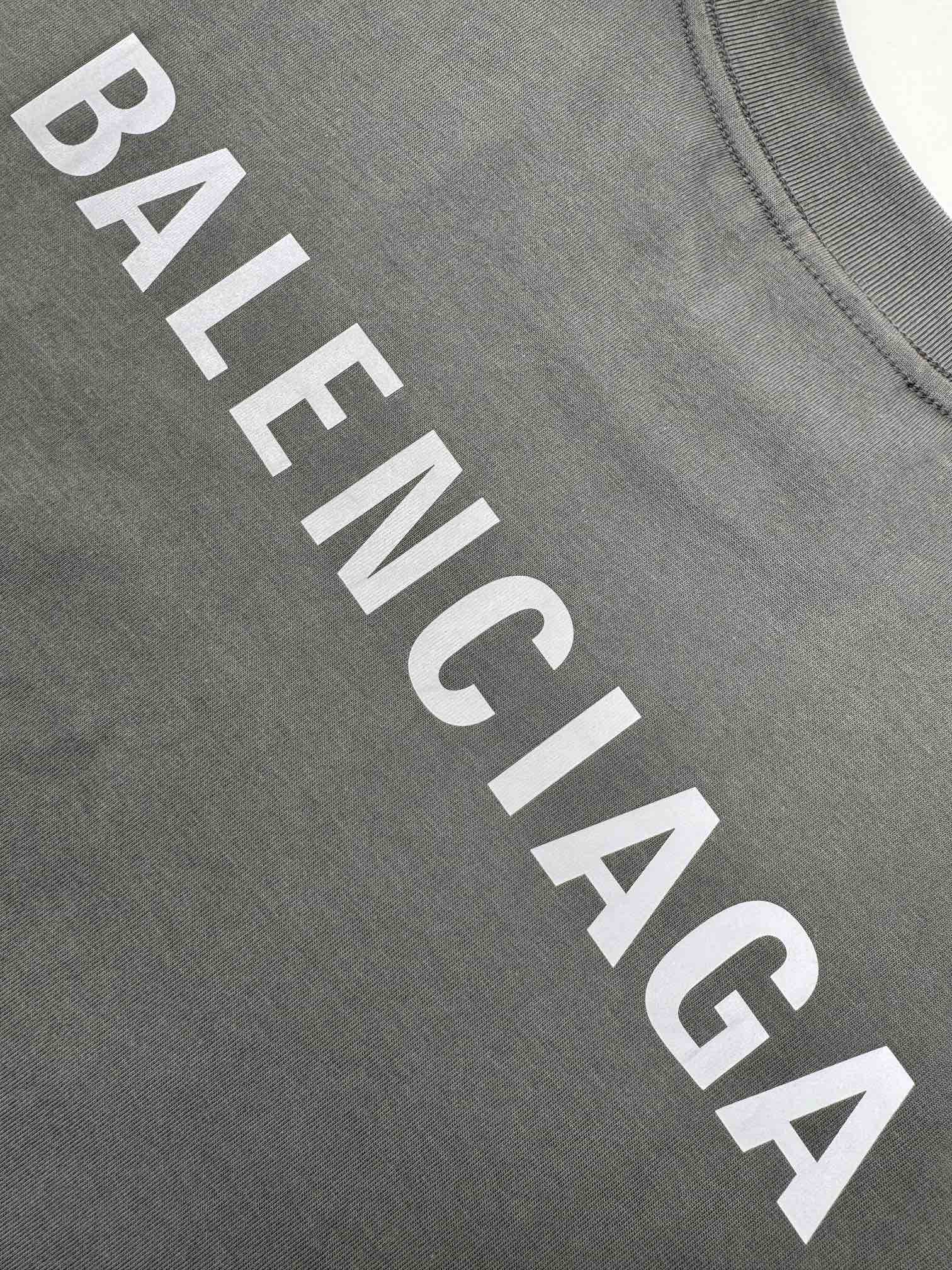 LuxluxHouse Best Quality Clothes Balenciaga T-shirt