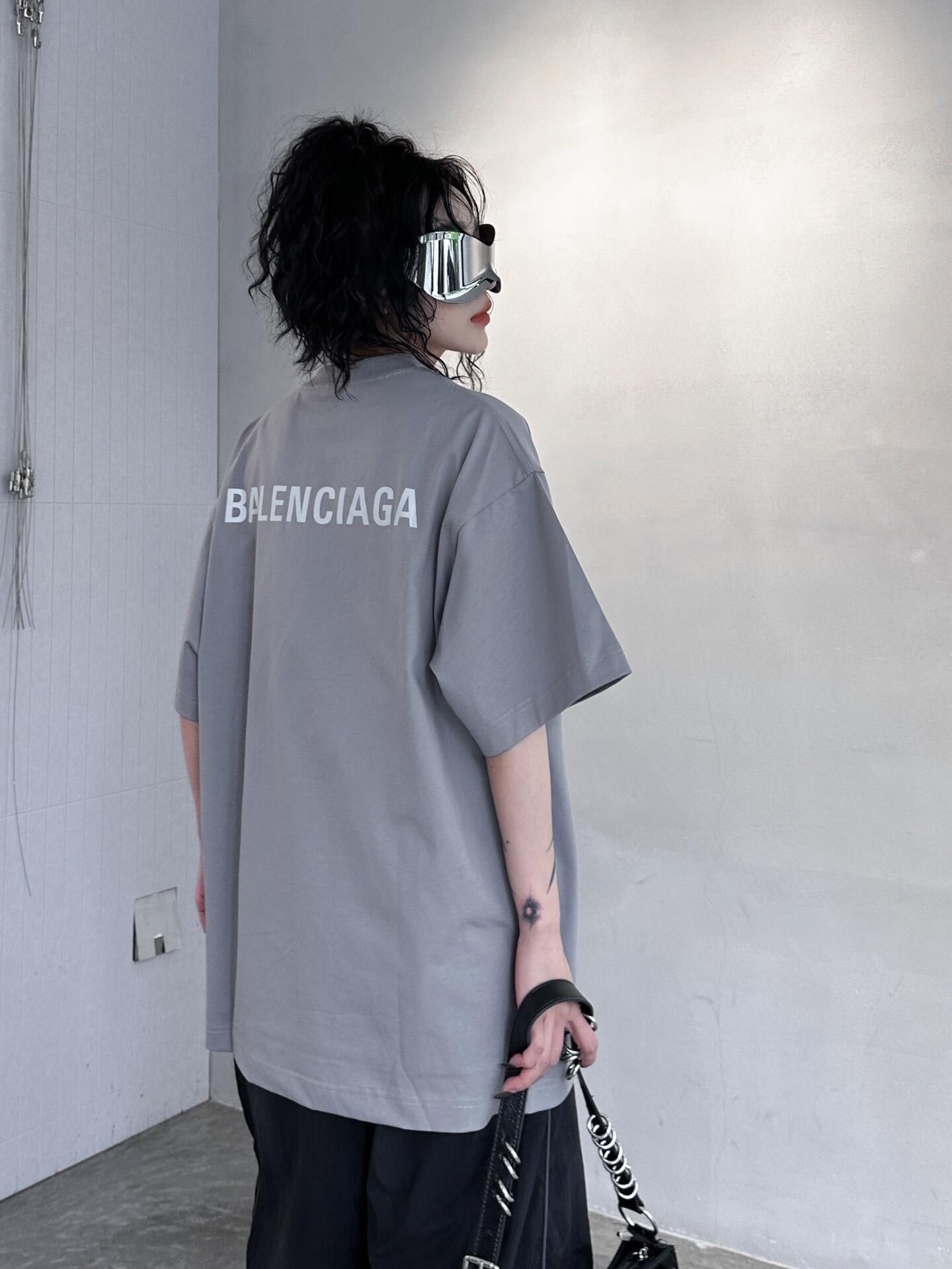 LuxluxHouse Best Quality Clothes Balenciaga T-shirt
