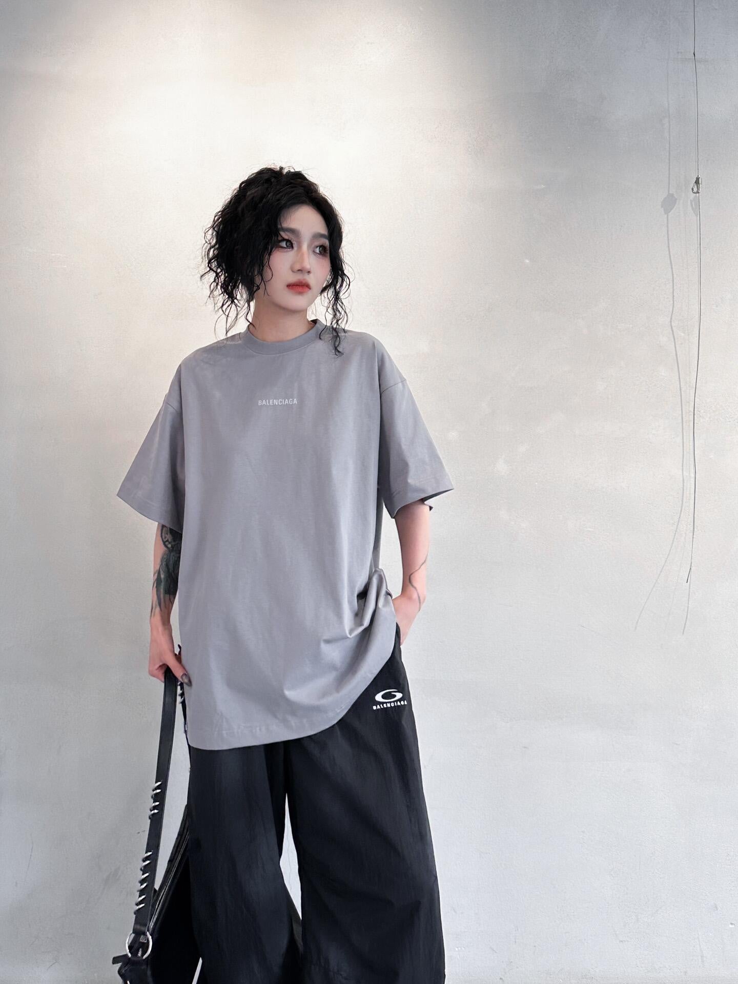 LuxluxHouse Best Quality Clothes Balenciaga T-shirt