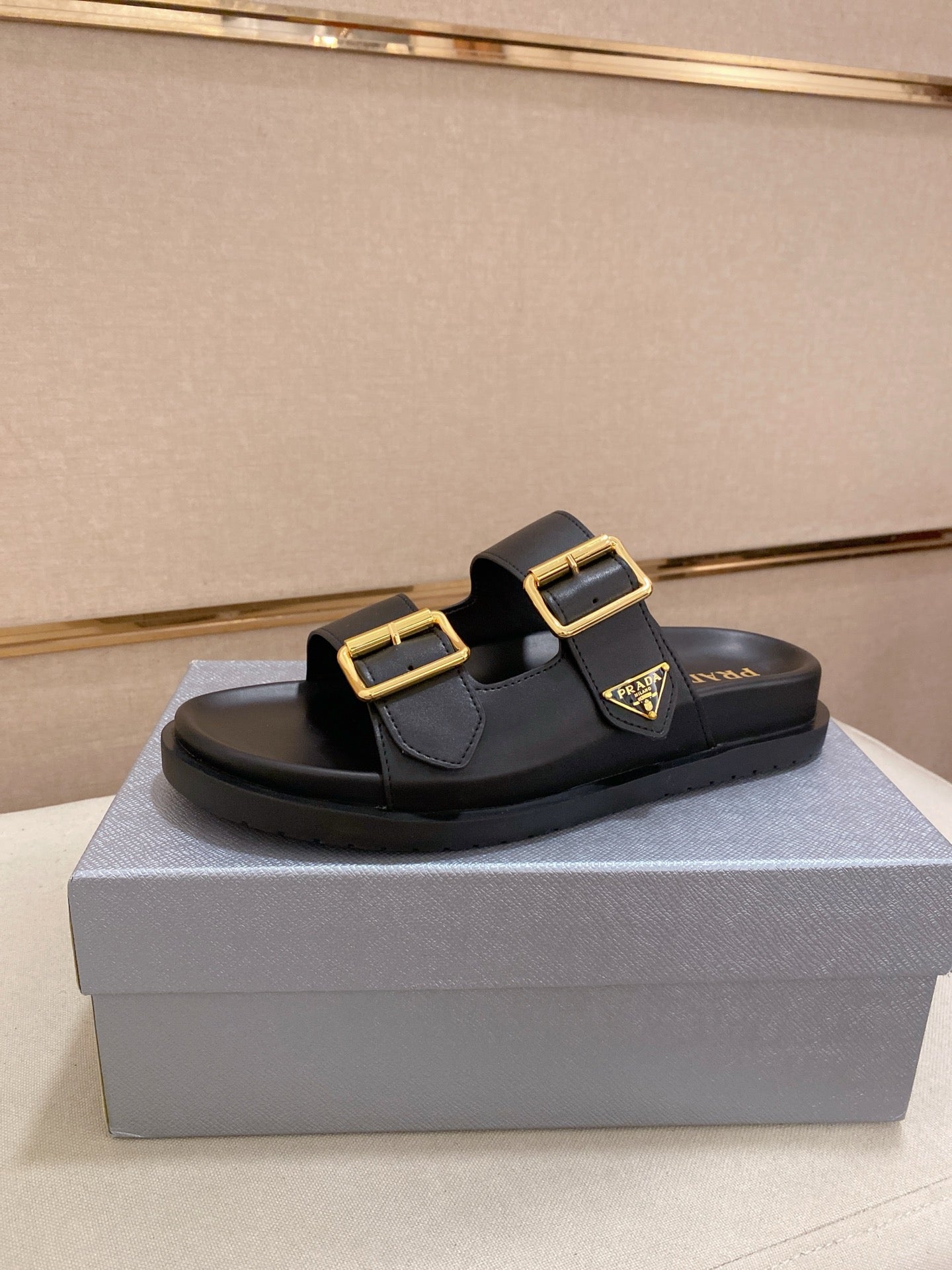 LuxluxHouse Best Quality Sandals Prada