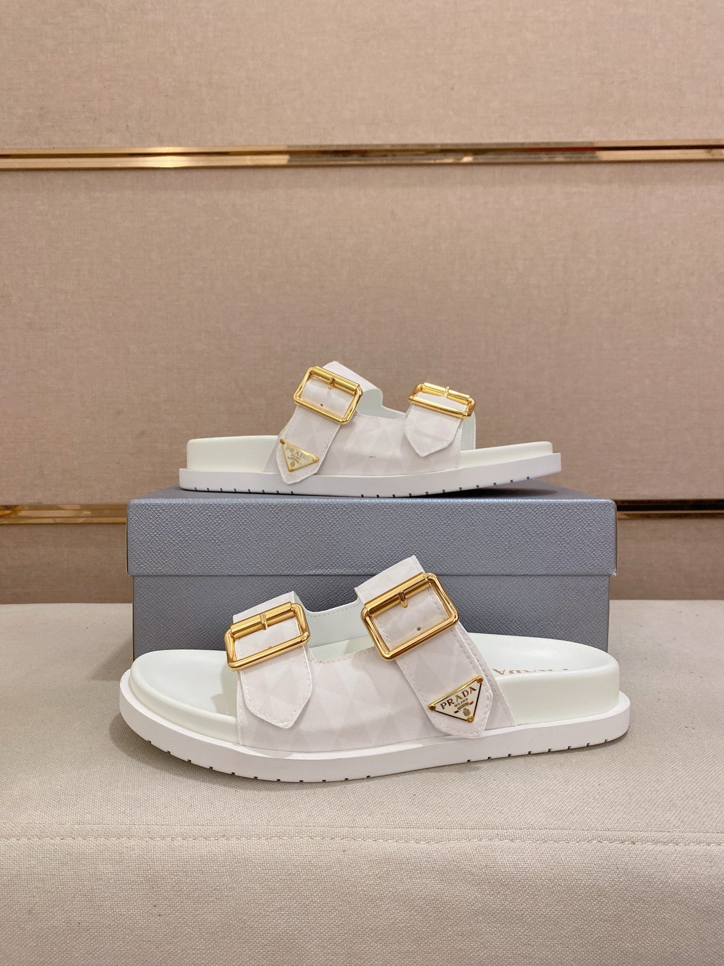 LuxluxHouse Best Quality Sandals Prada