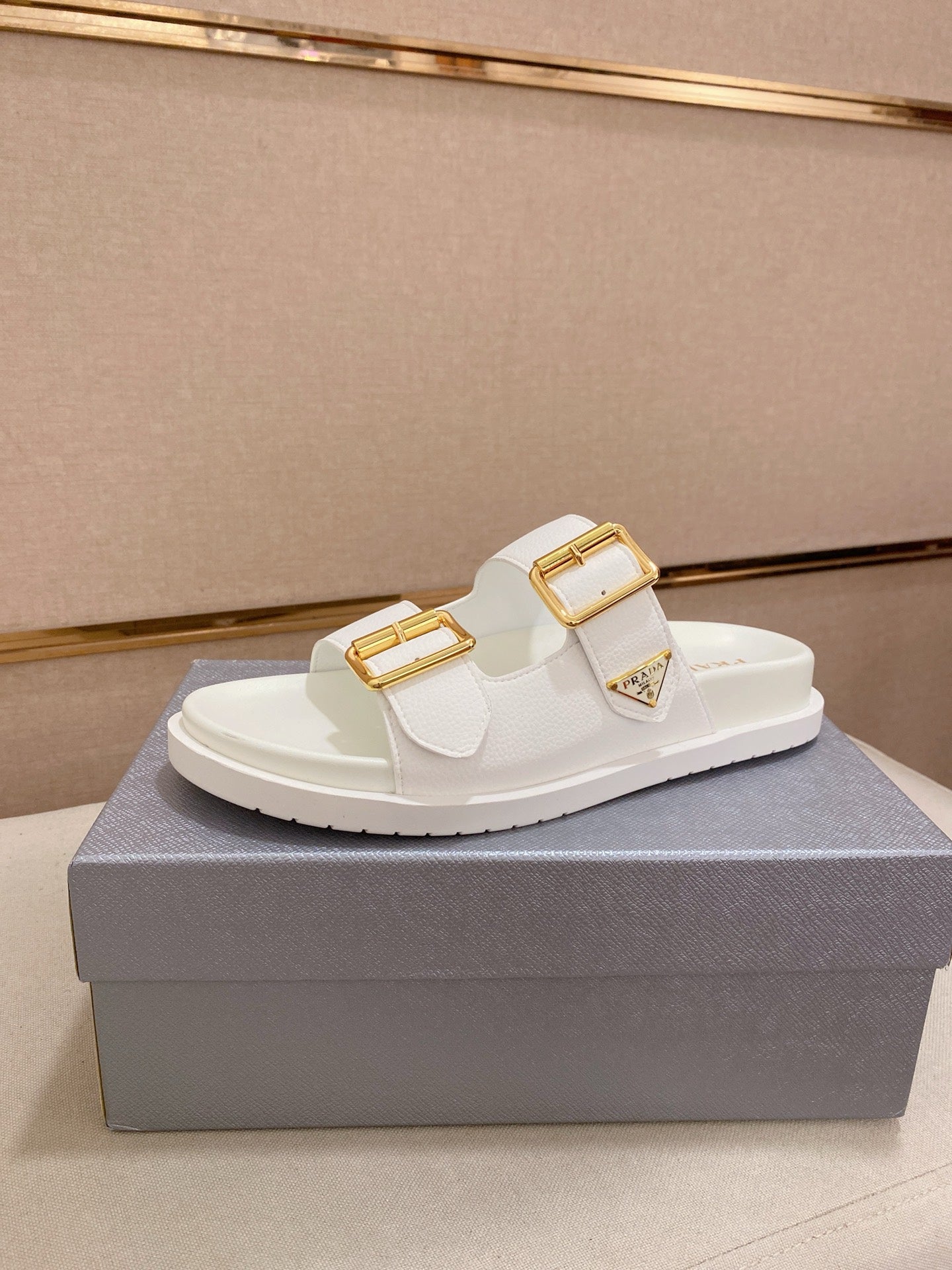 LuxluxHouse Best Quality Sandals Prada