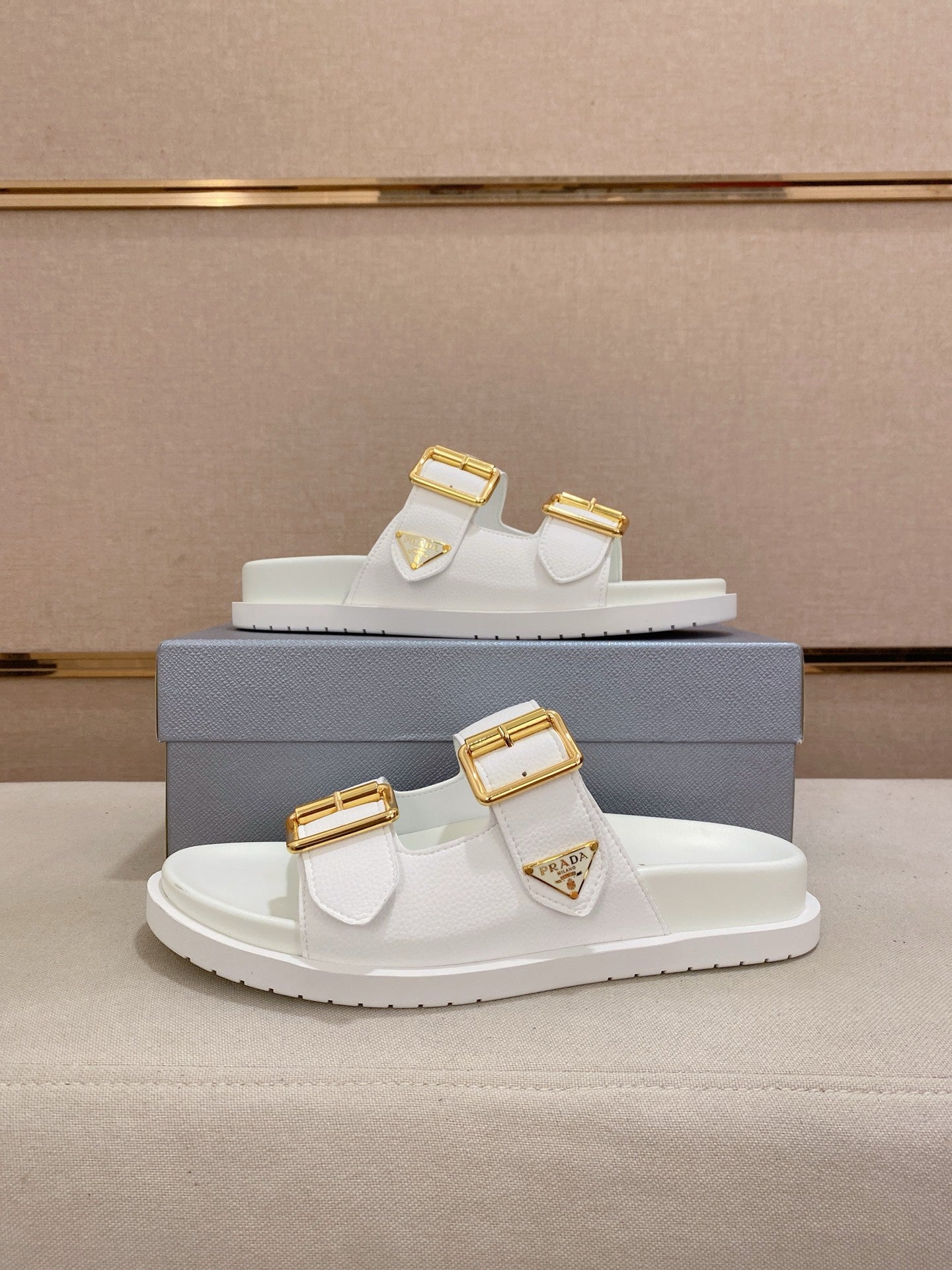 LuxluxHouse Best Quality Sandals Prada