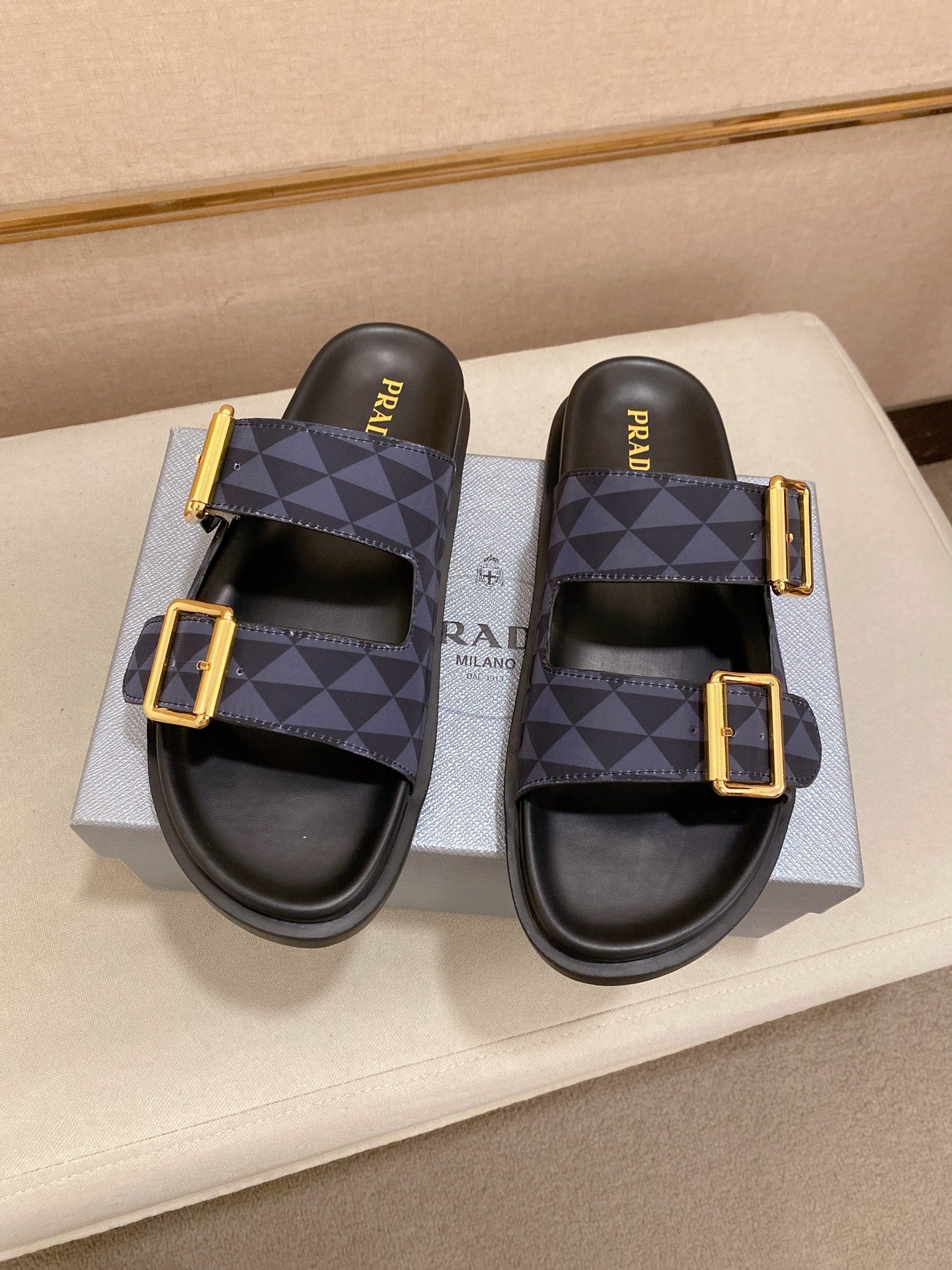 LuxluxHouse Best Quality Sandals Prada