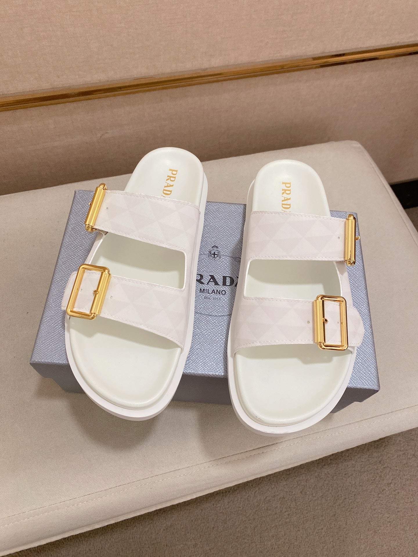 LuxluxHouse Best Quality Sandals Prada