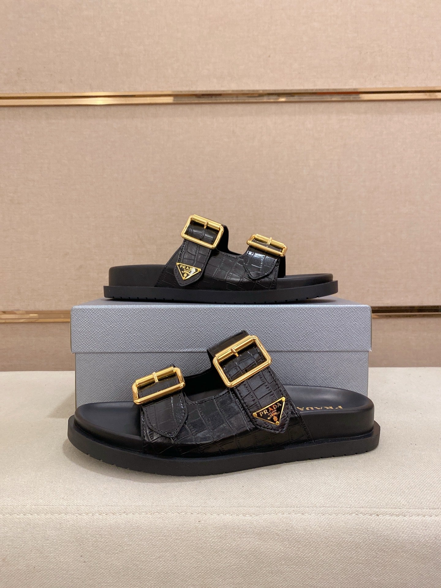 LuxluxHouse Best Quality Sandals Prada