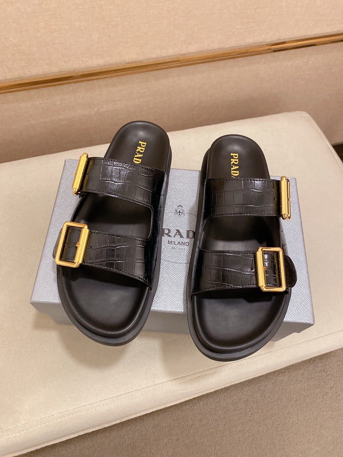 LuxluxHouse Best Quality Sandals Prada