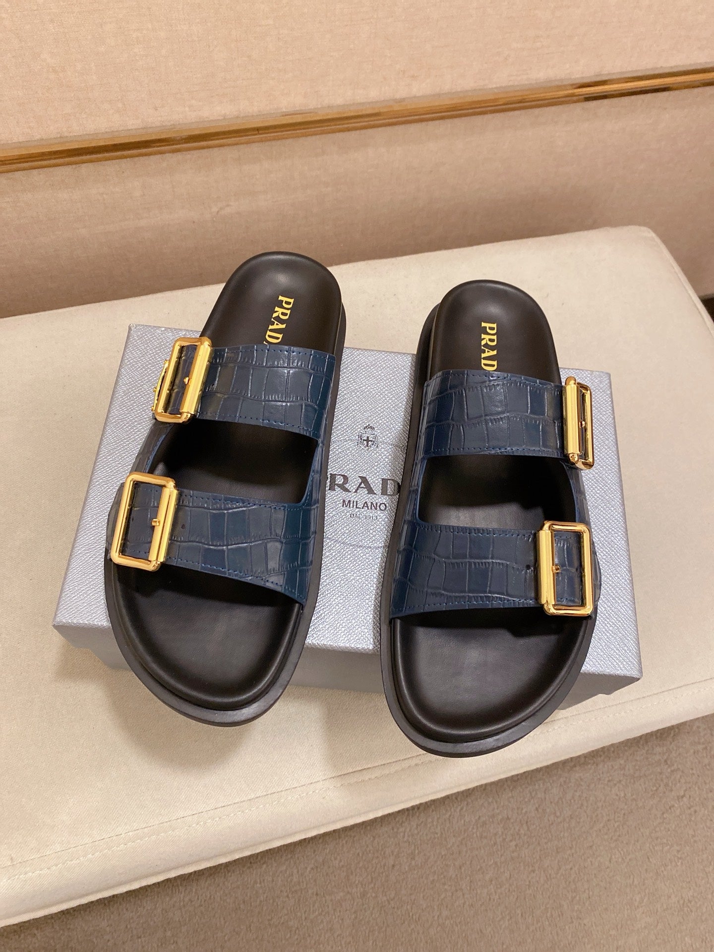 LuxluxHouse Best Quality Sandals Prada
