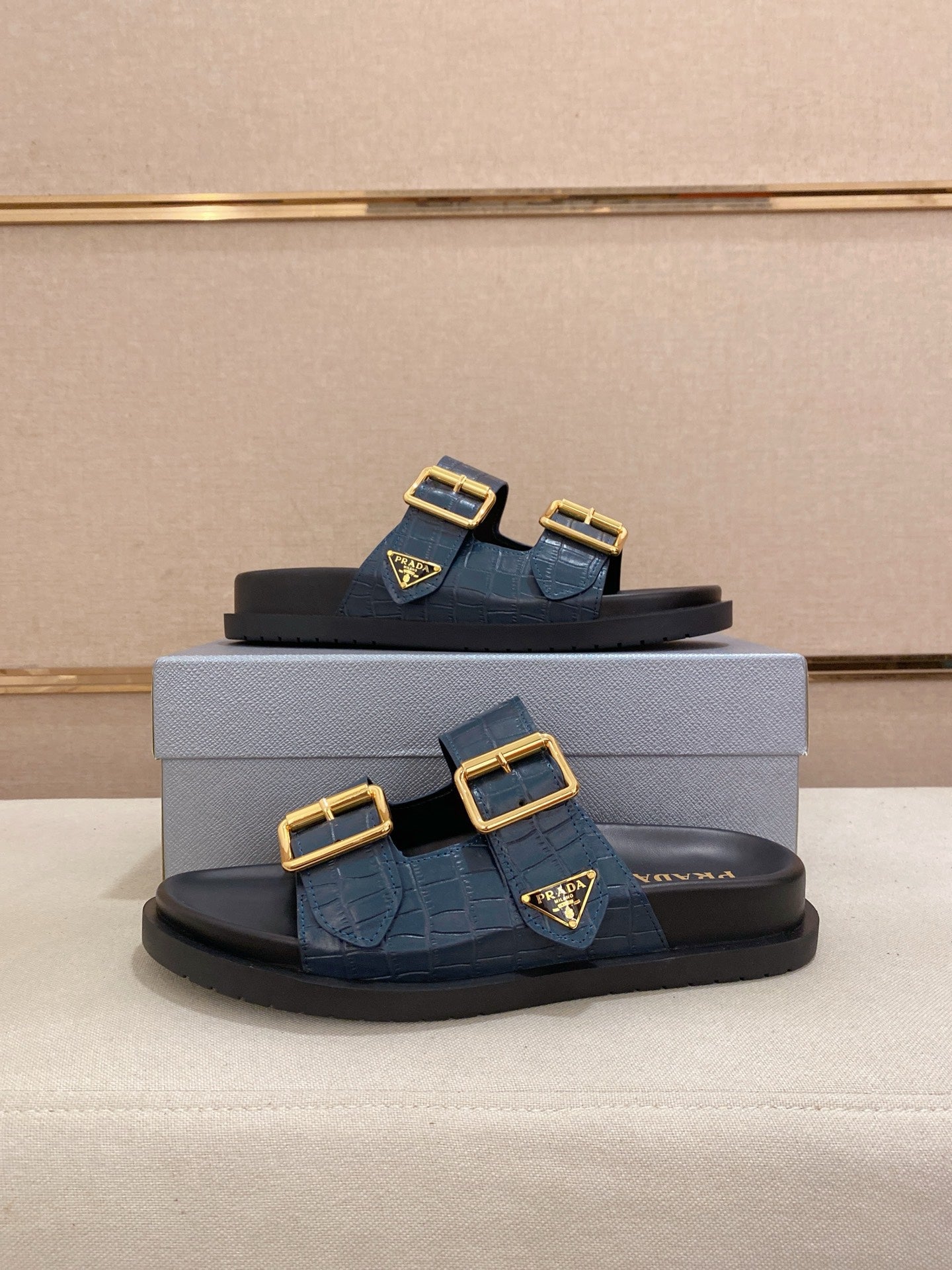 LuxluxHouse Best Quality Sandals Prada
