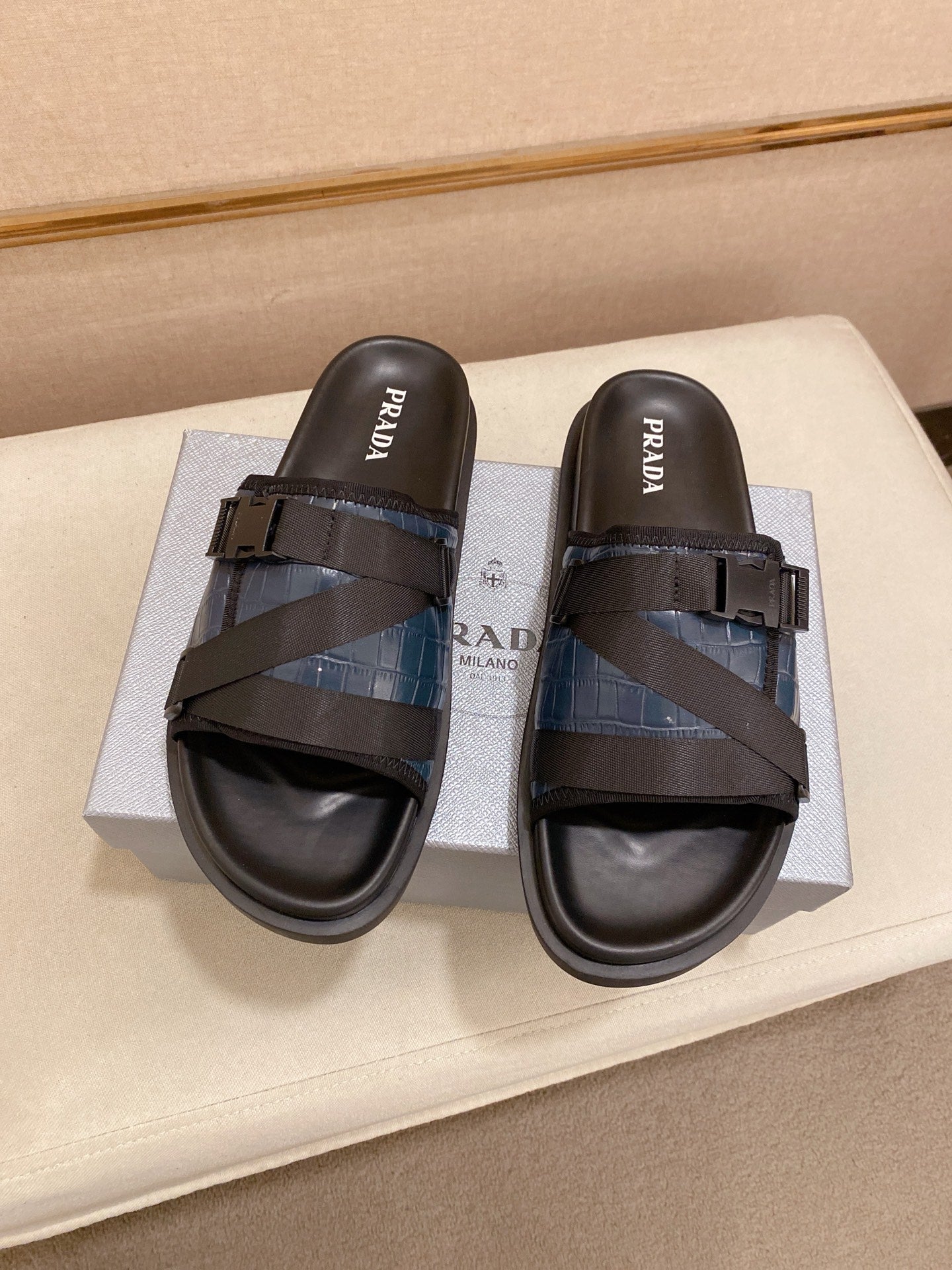 LuxluxHouse Best Quality Sandals Prada
