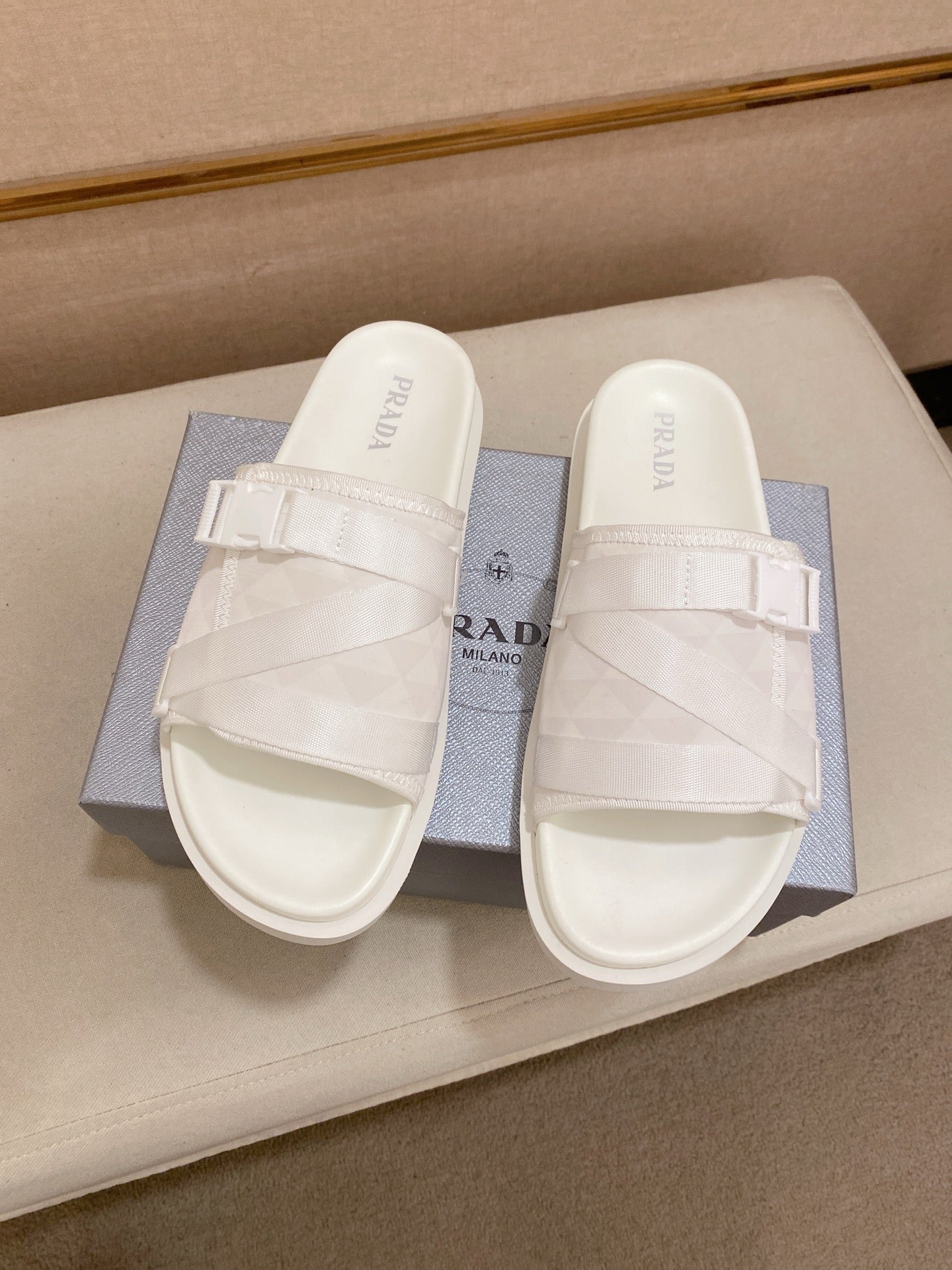 LuxluxHouse Best Quality Sandals Prada