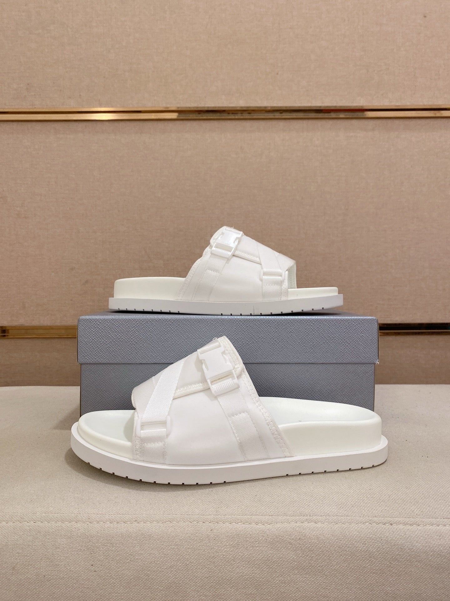 LuxluxHouse Best Quality Sandals Prada