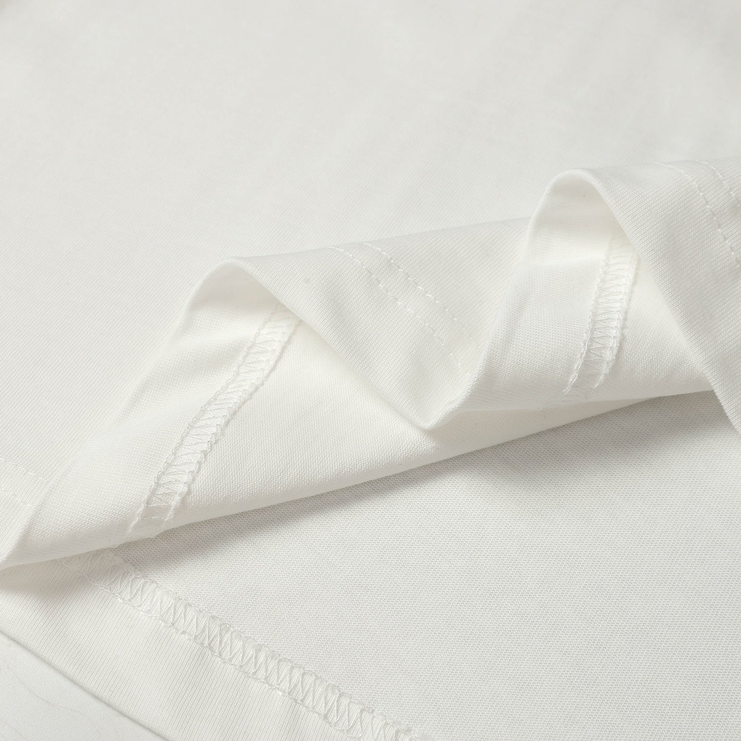 LuxluxHouse Best Quality Clothes T-shirt Prada